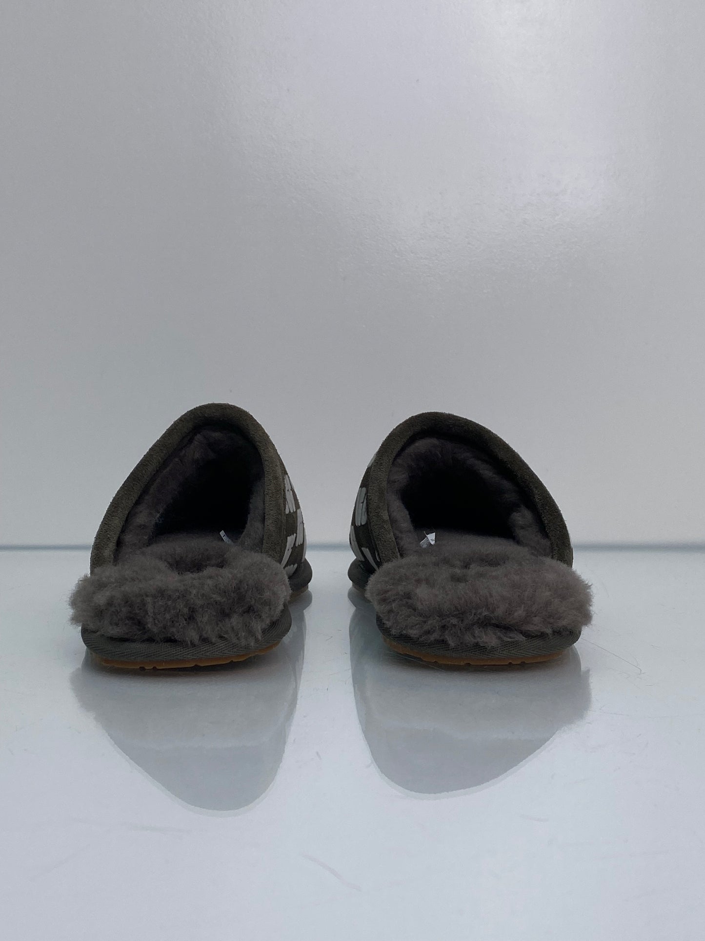 Ugg Gray Logo Slippers, 9