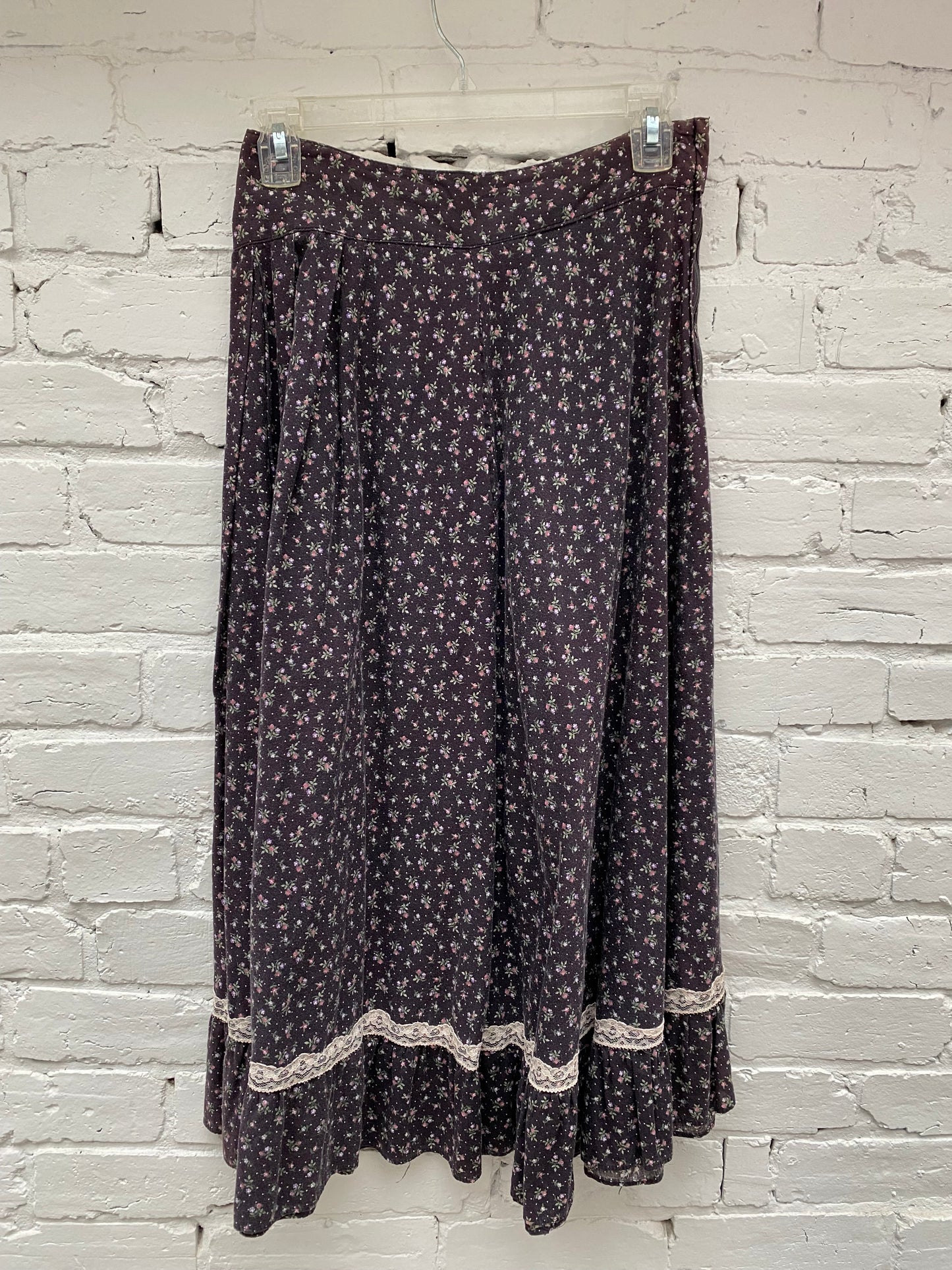 Jessica’s Gunnies Black Floral & Lace Maxi Skirt, 11