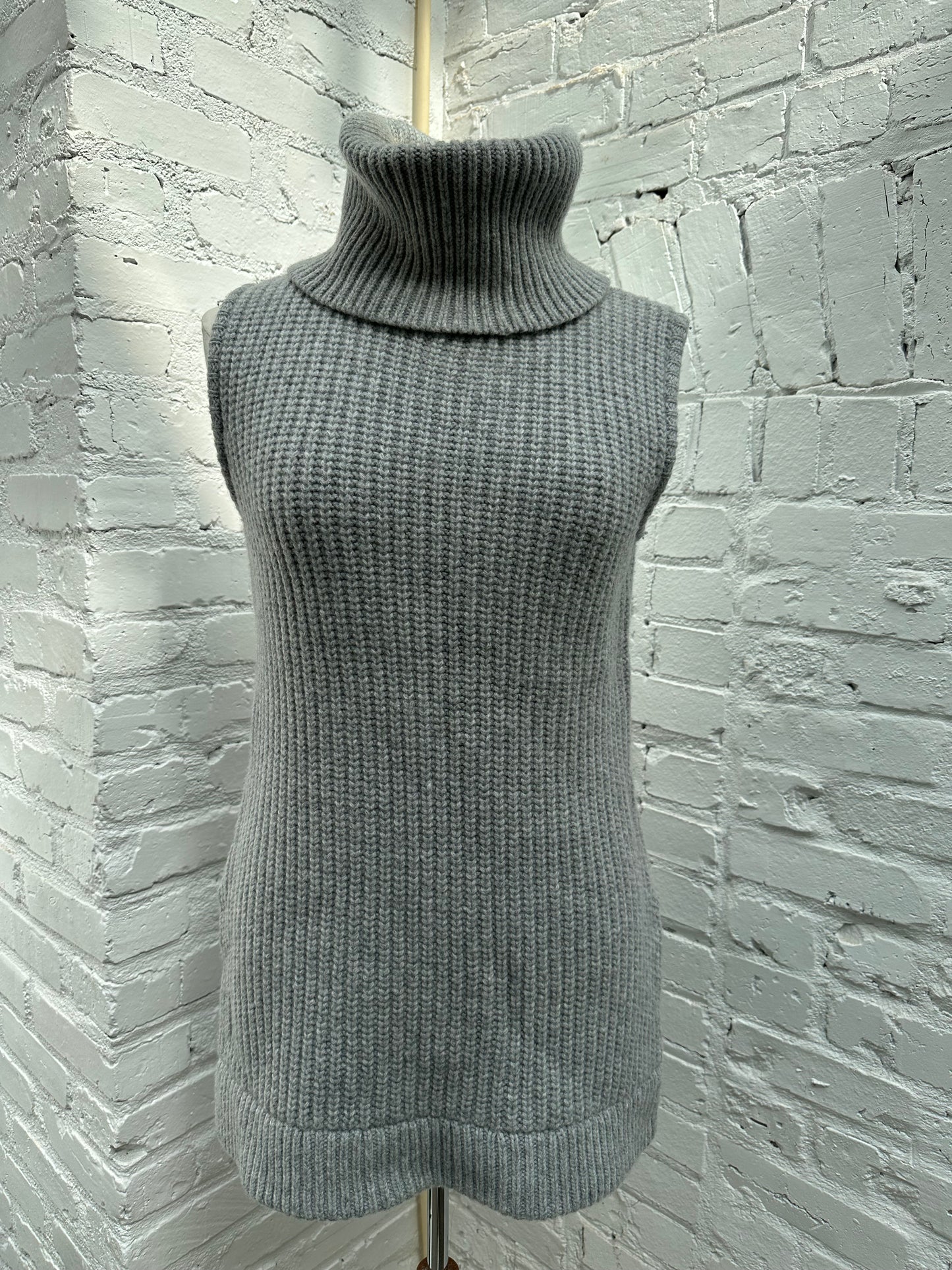 Saks Fifth Avenue Grey Knit Turtle Neck Sweater, XS