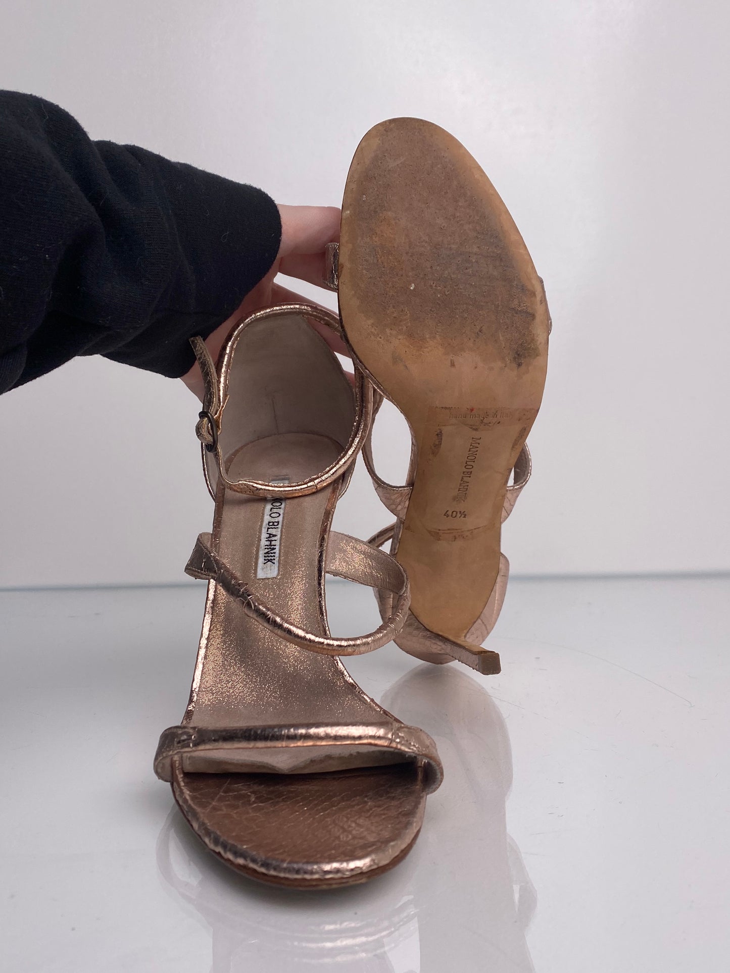Manolo Blahnik Pink Metallic Heels, 40.5