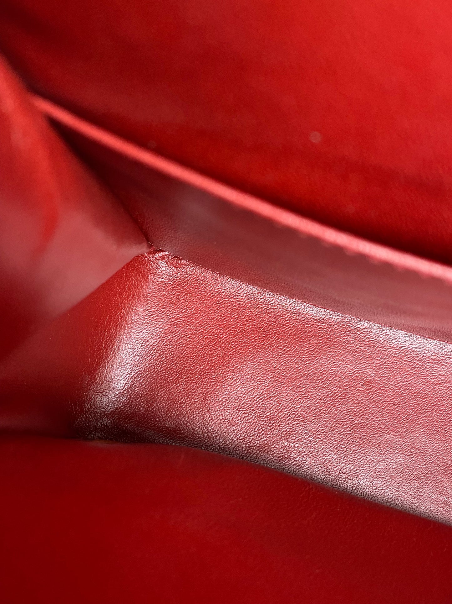 Chanel Burgundy Caviar Classic Jumbo Double Flap Bag SHW #18