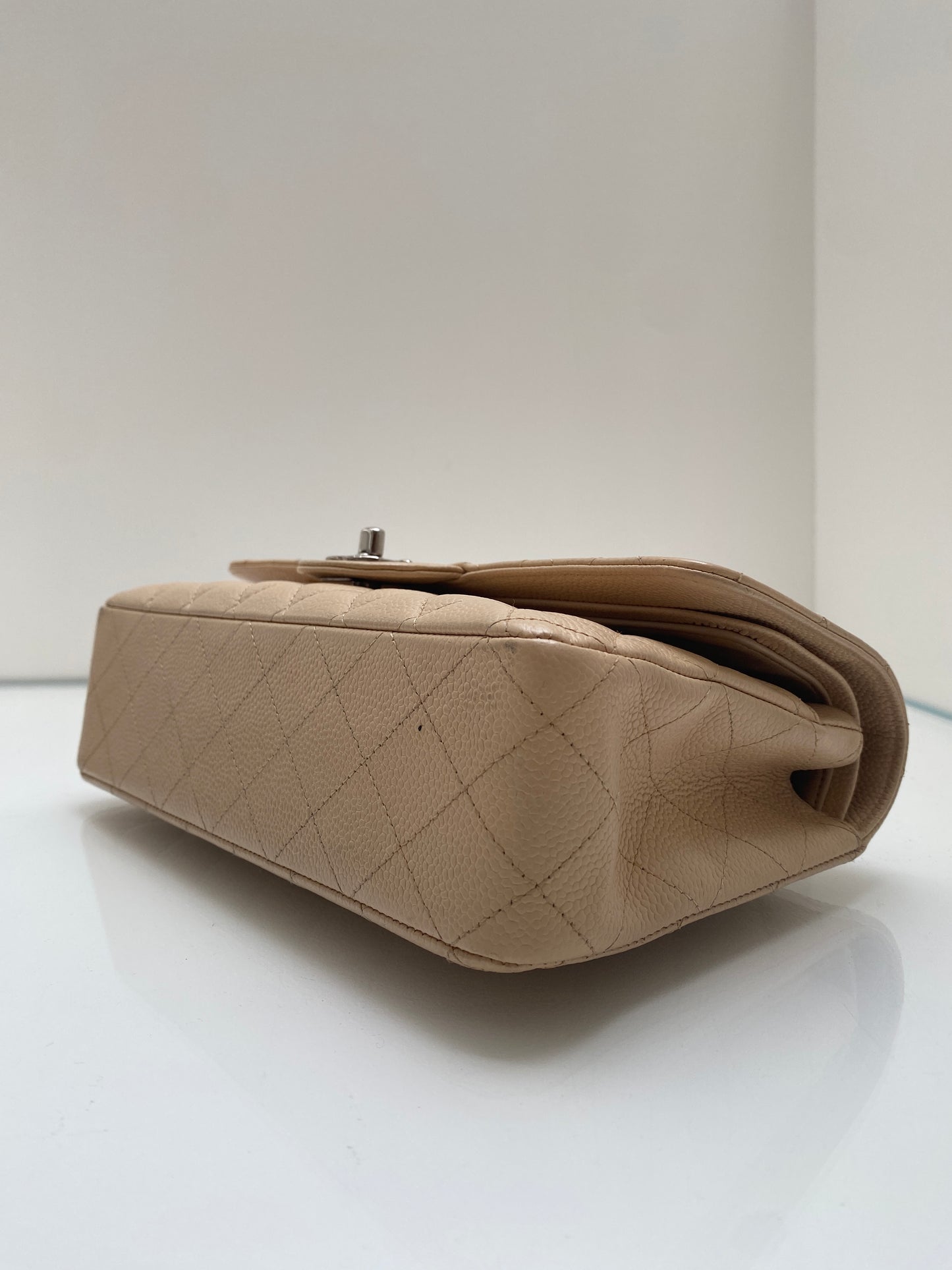 Chanel Classic Flap Medium Beige Caviar SHW