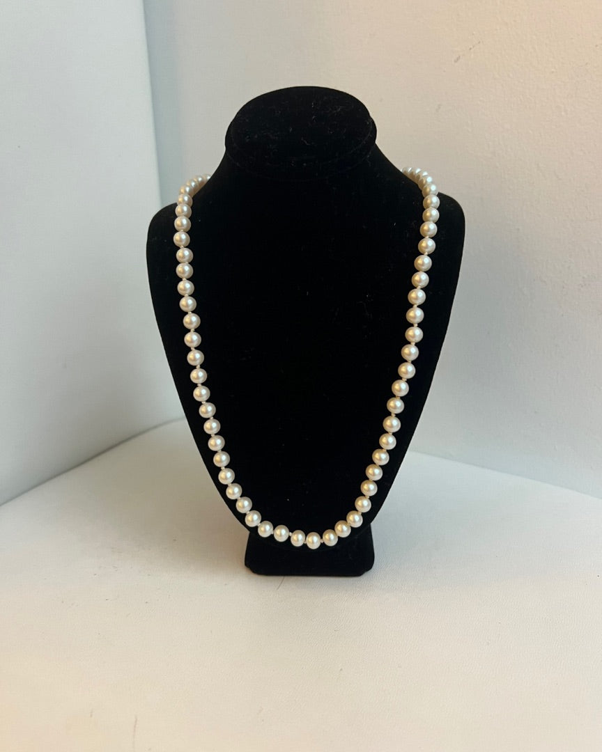 Pearl Necklace