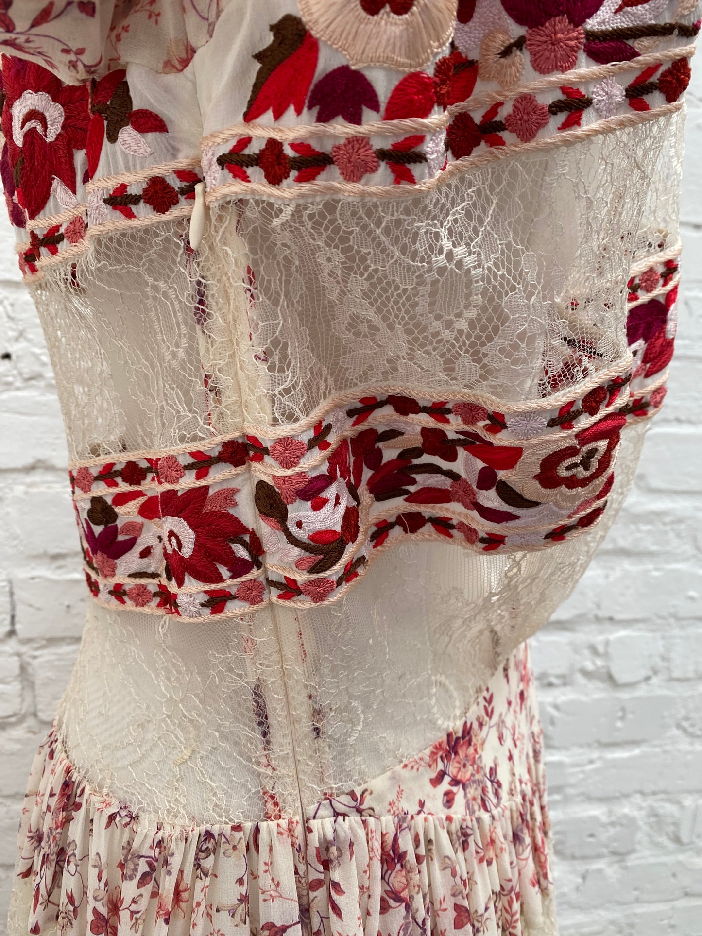 Etro Cream & Lace Red Floral Dress, 42