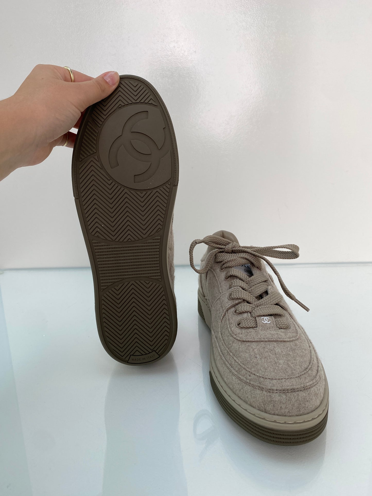 Chanel Brown / Grey Wool Interlocking CC Sneakers, 39