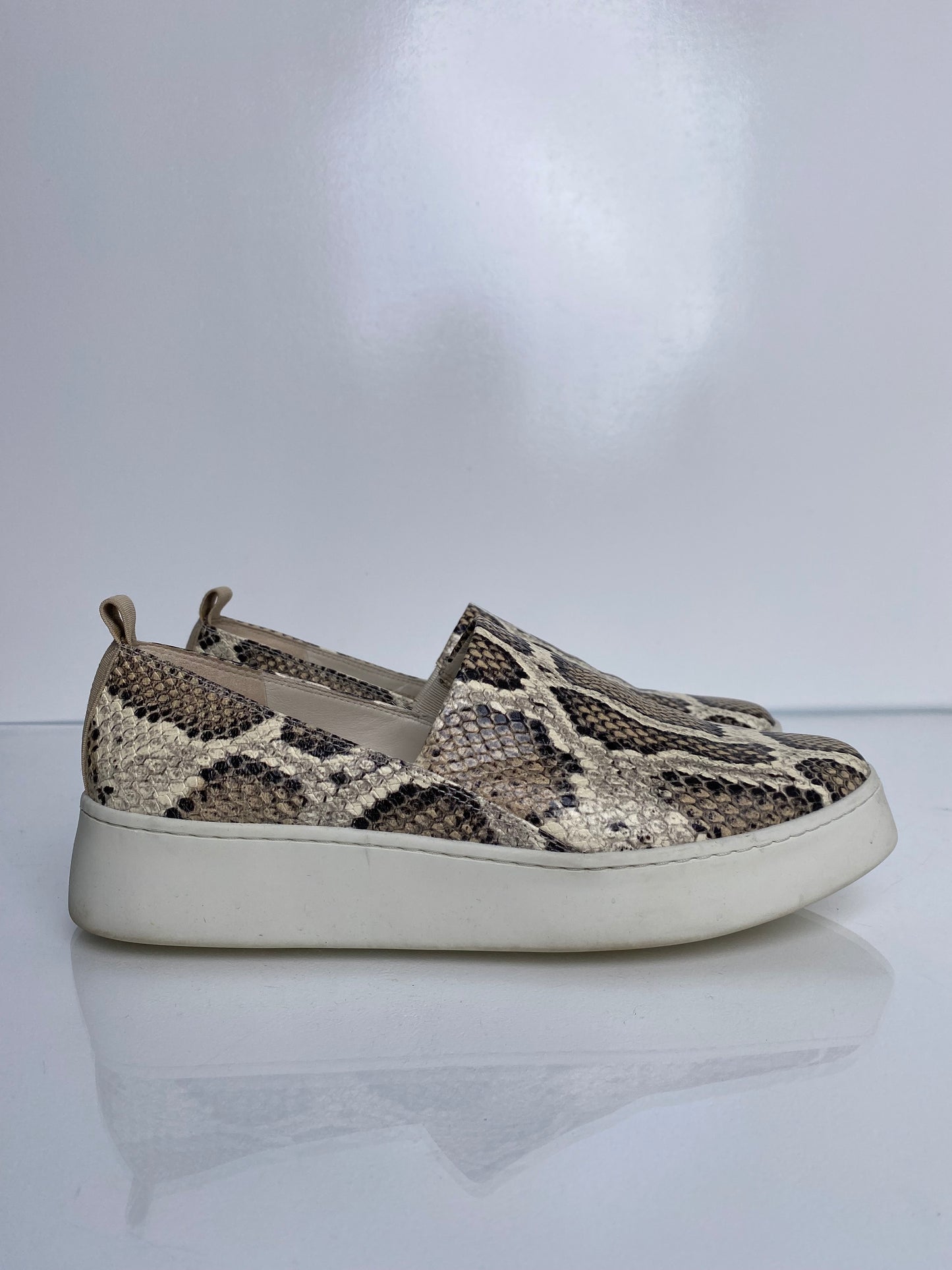 Vince Black & Grey Snakeprint Sneakers, 38