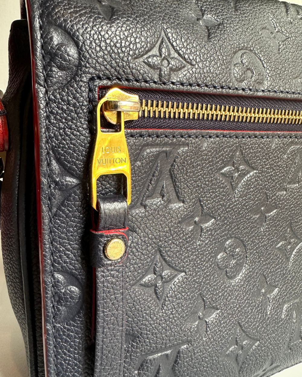 Louis Vuitton Pochette Metis Empriente Navy/Red