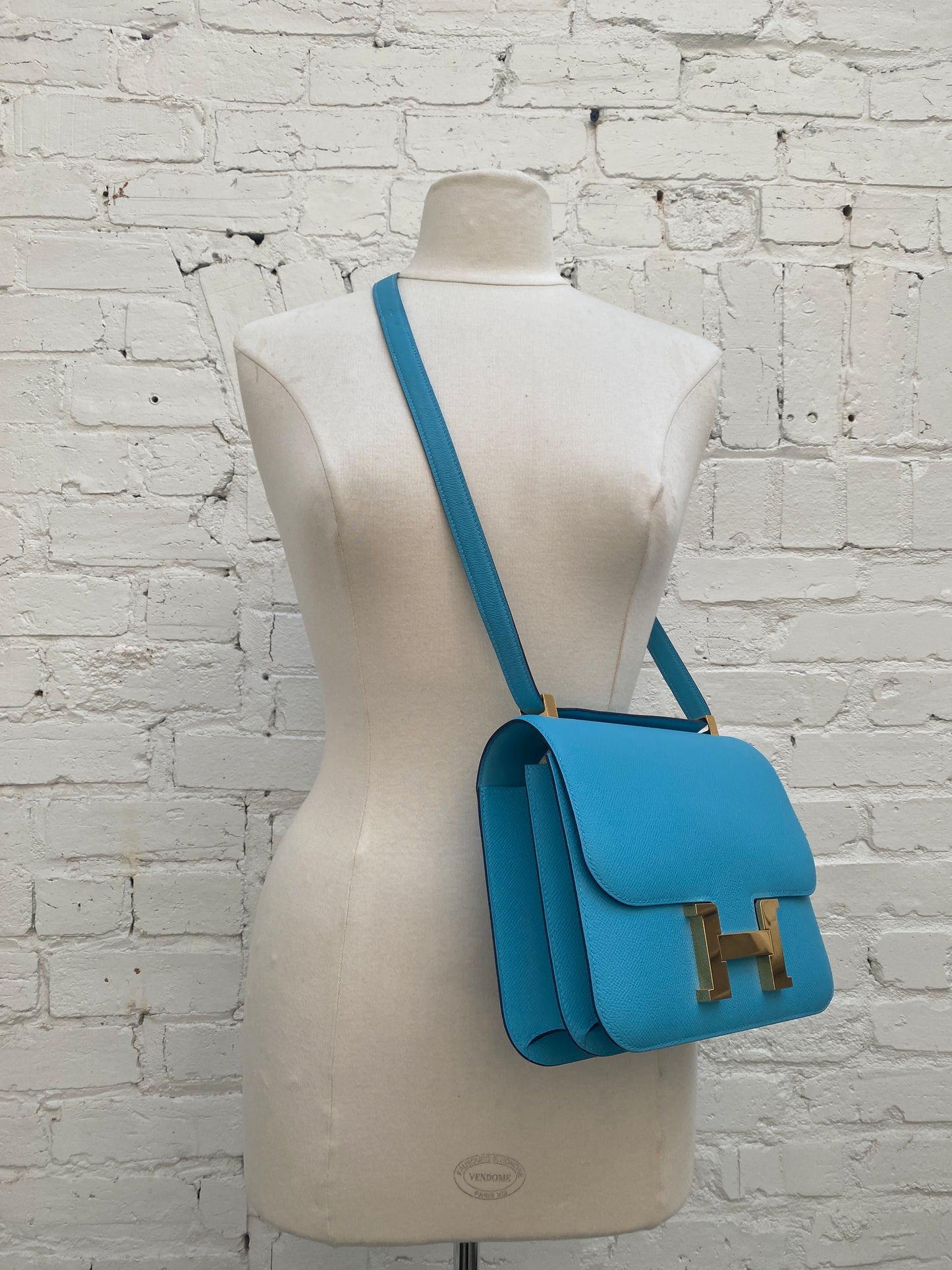 Hermes Constance 24 Bleu Celeste Epsom GHW #C