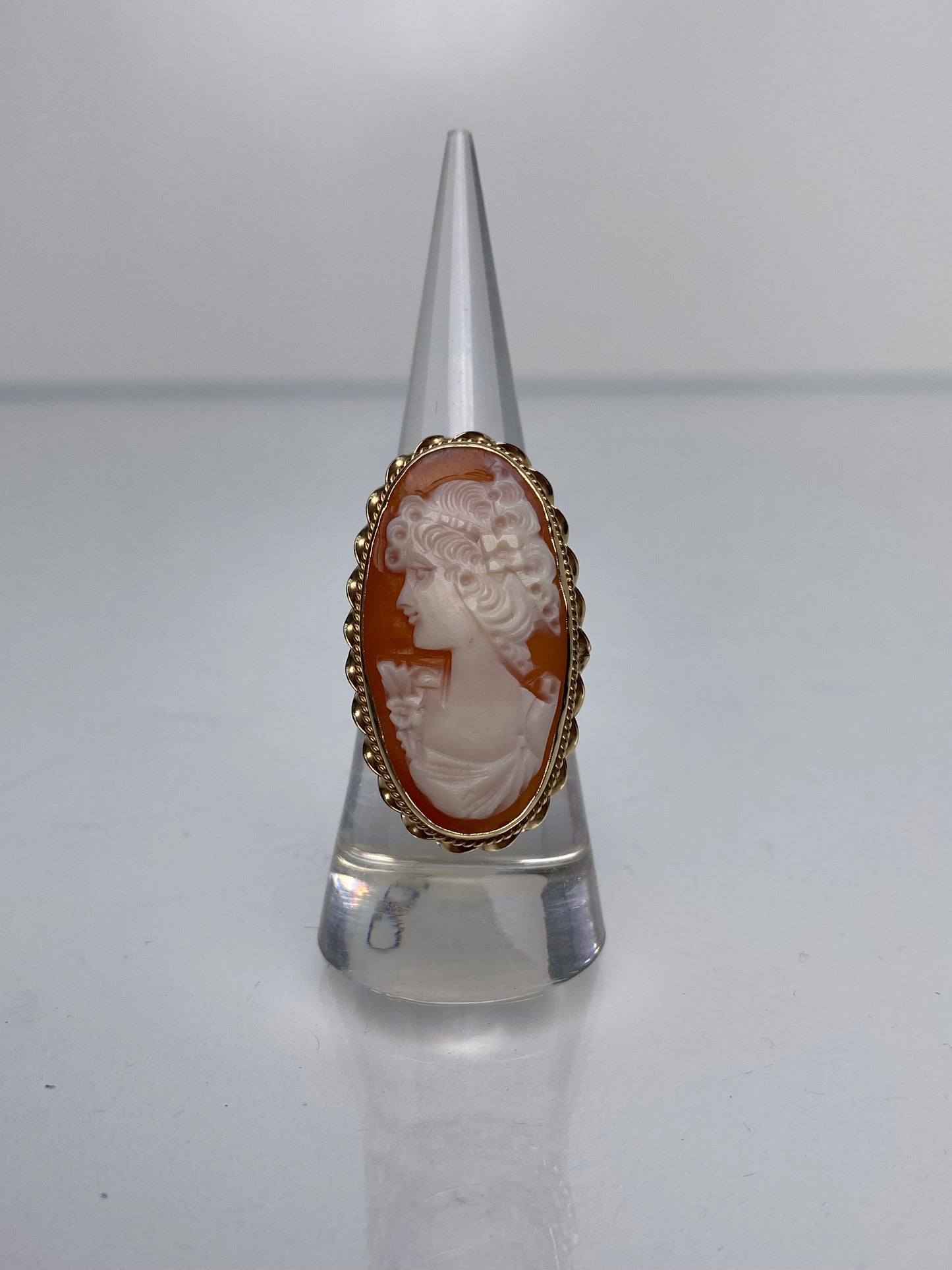 14KY Cameo Ring, 7.5