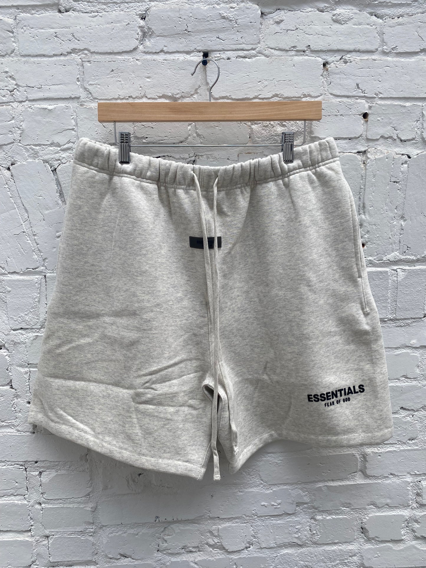 Essentials Light Oatmeal Shorts, XL