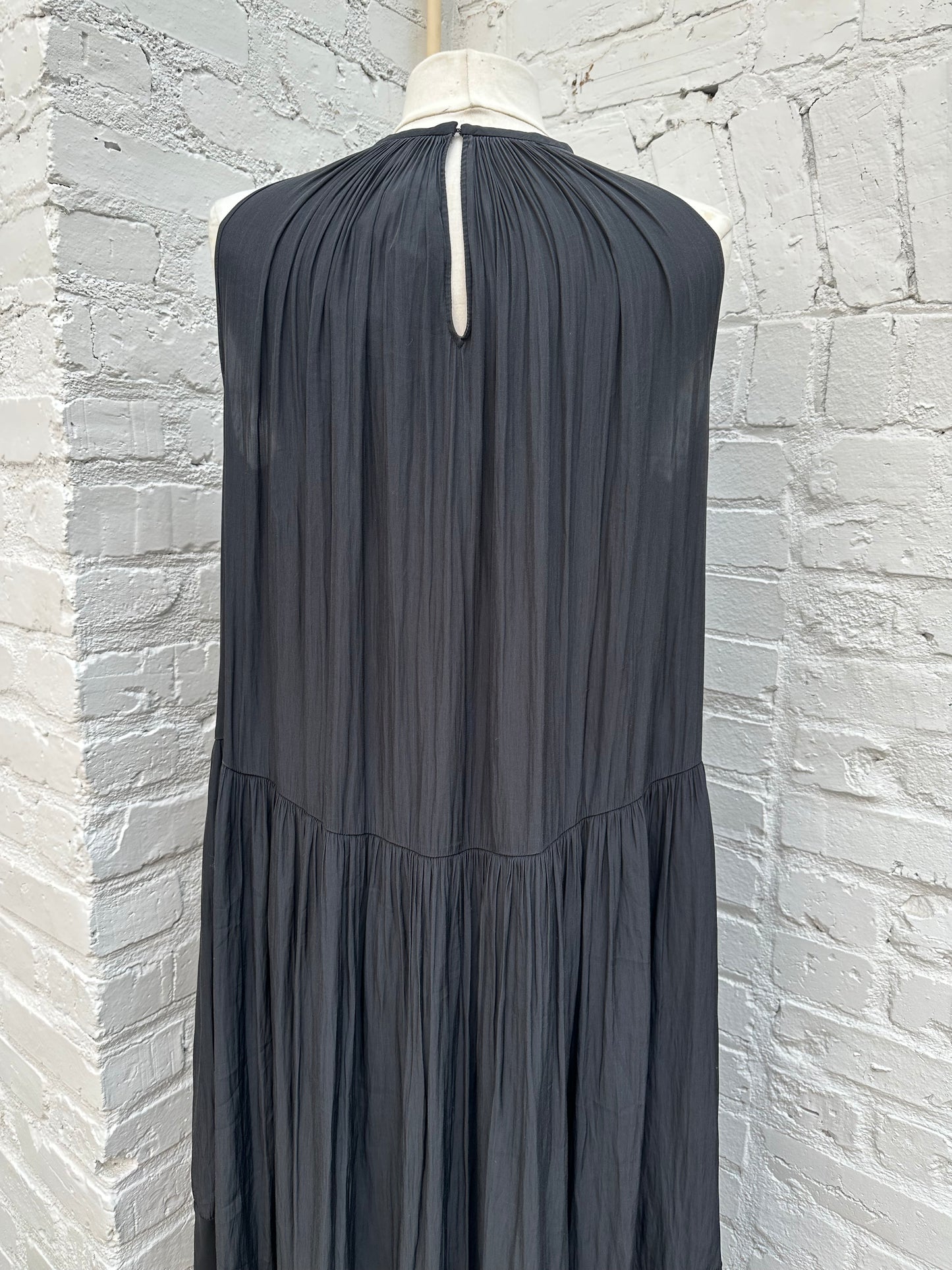 For 2 Black Pleated Dress, L