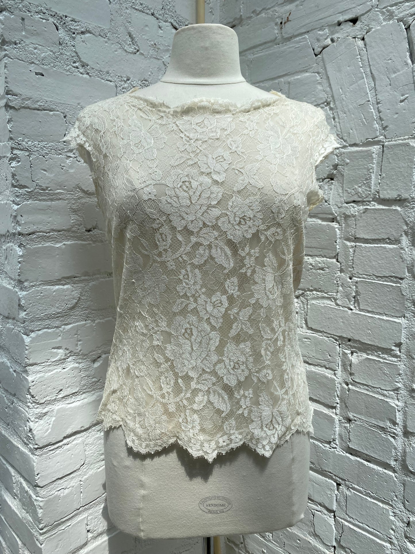 Valentino White Lace Short Sleeve Blouse, 10