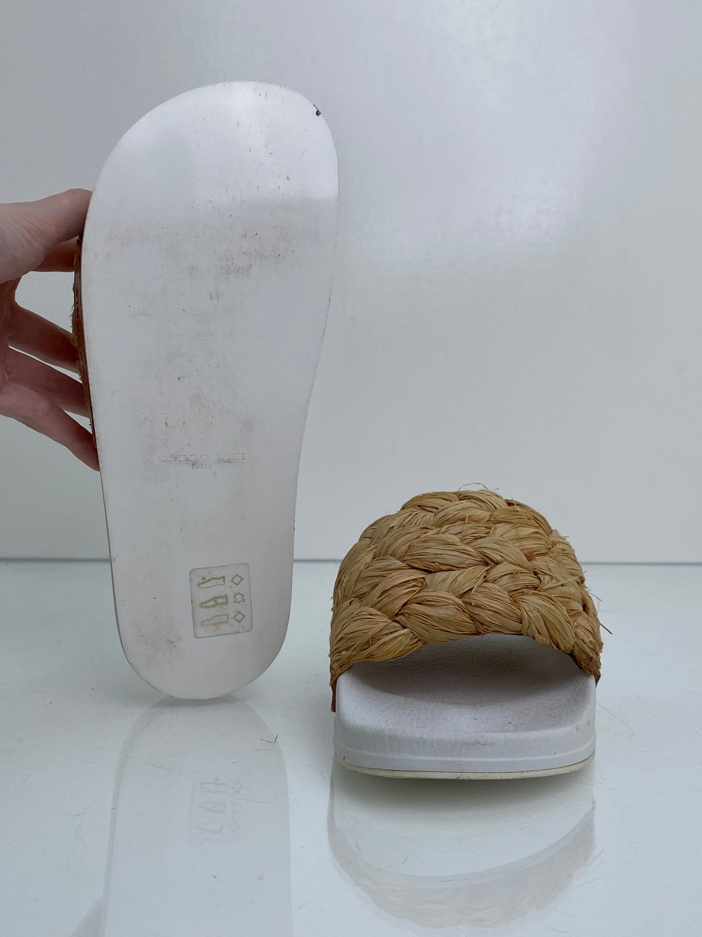 Clergerie White Rubber & Raffia Slides, 39