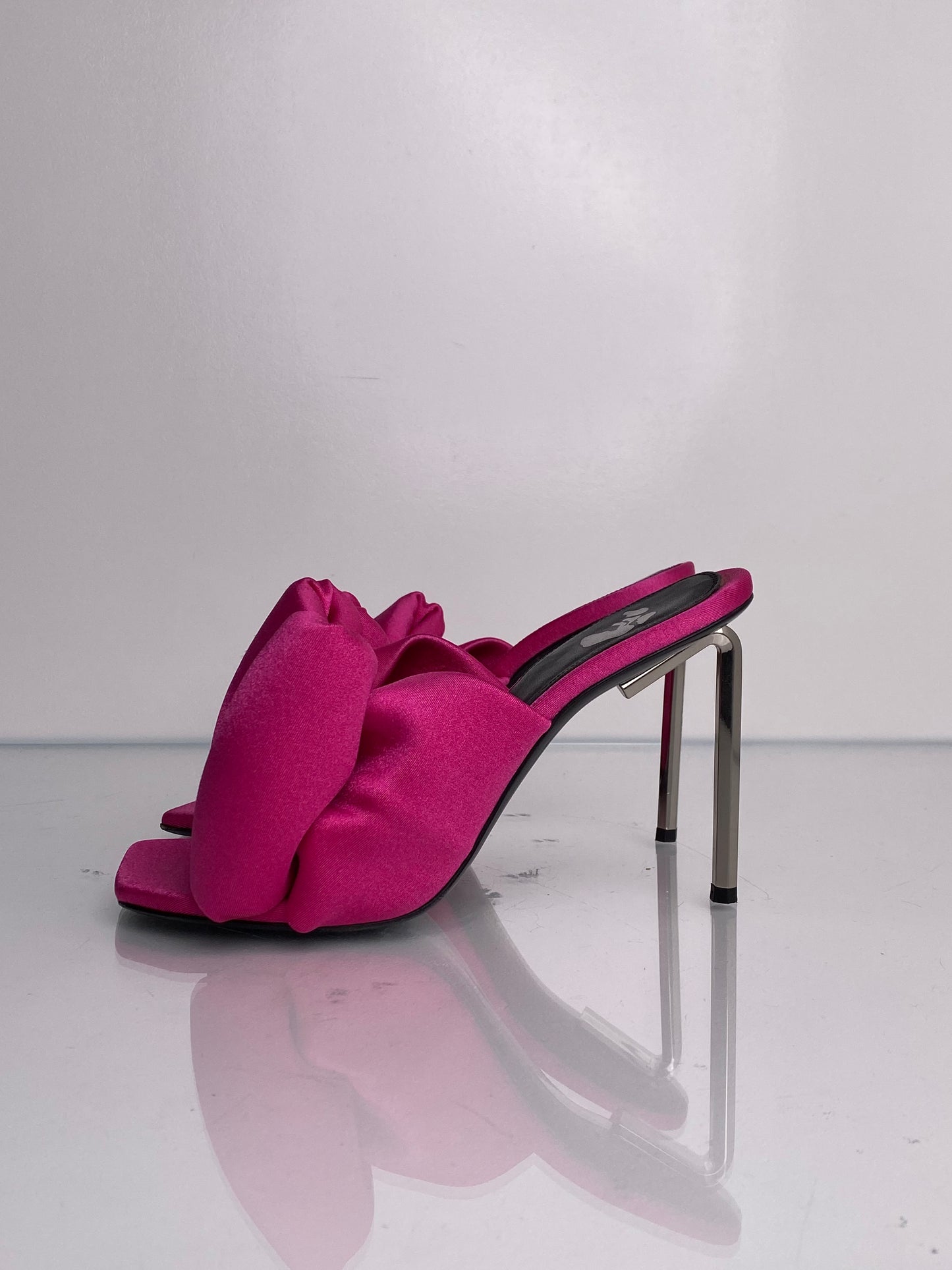Off-White Allen Pink Bow Heels, 39