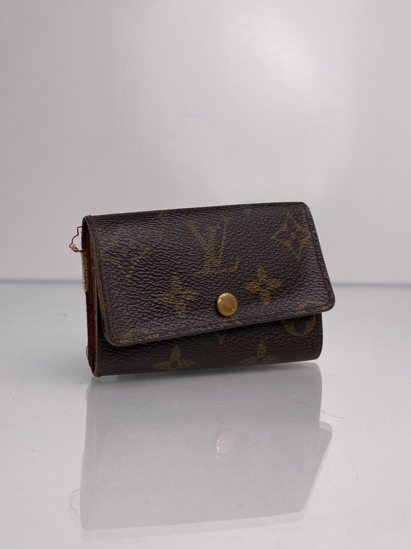 Louis Vuitton Key Holder Case