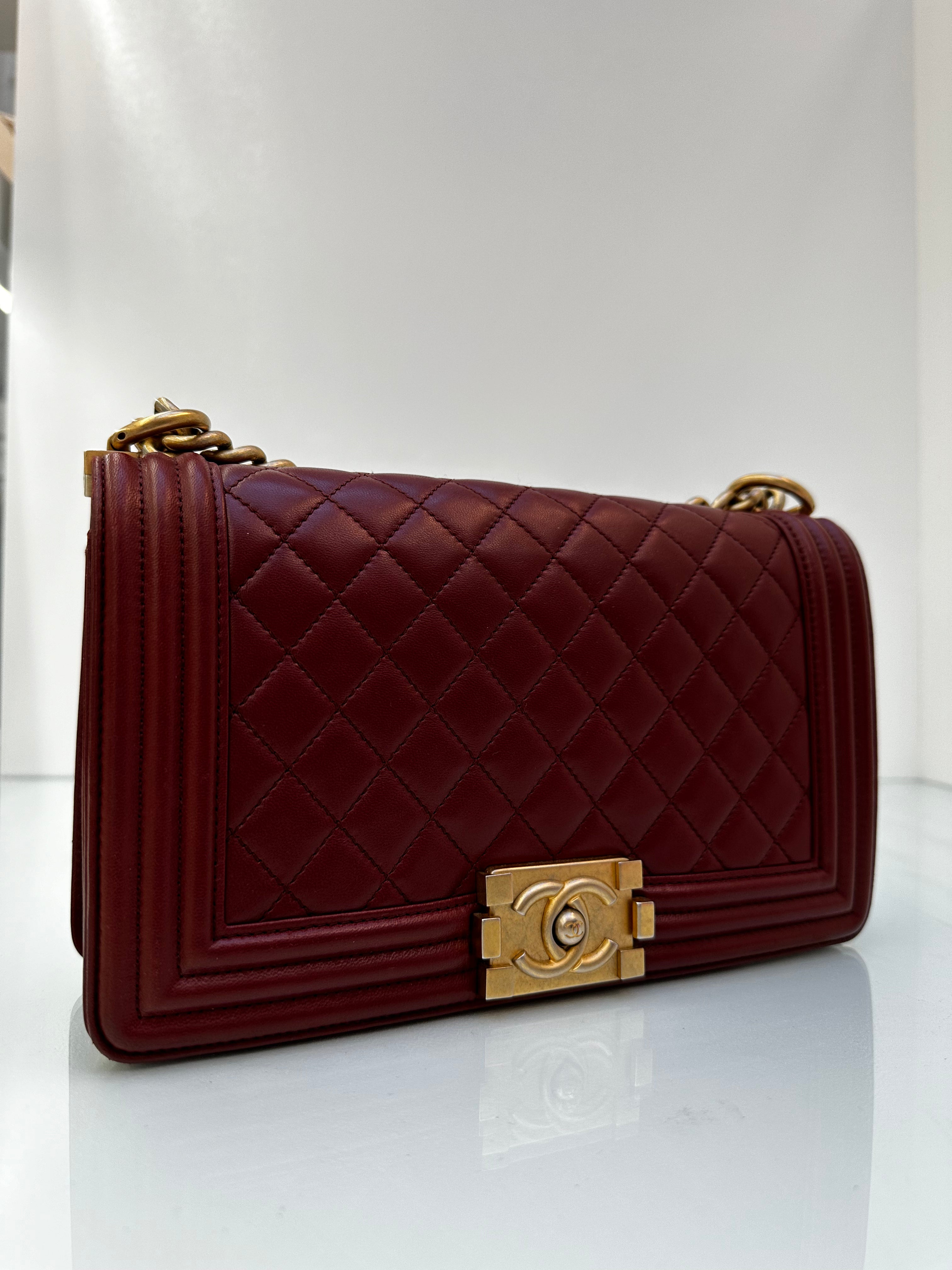 Chanel boy bag online burgundy