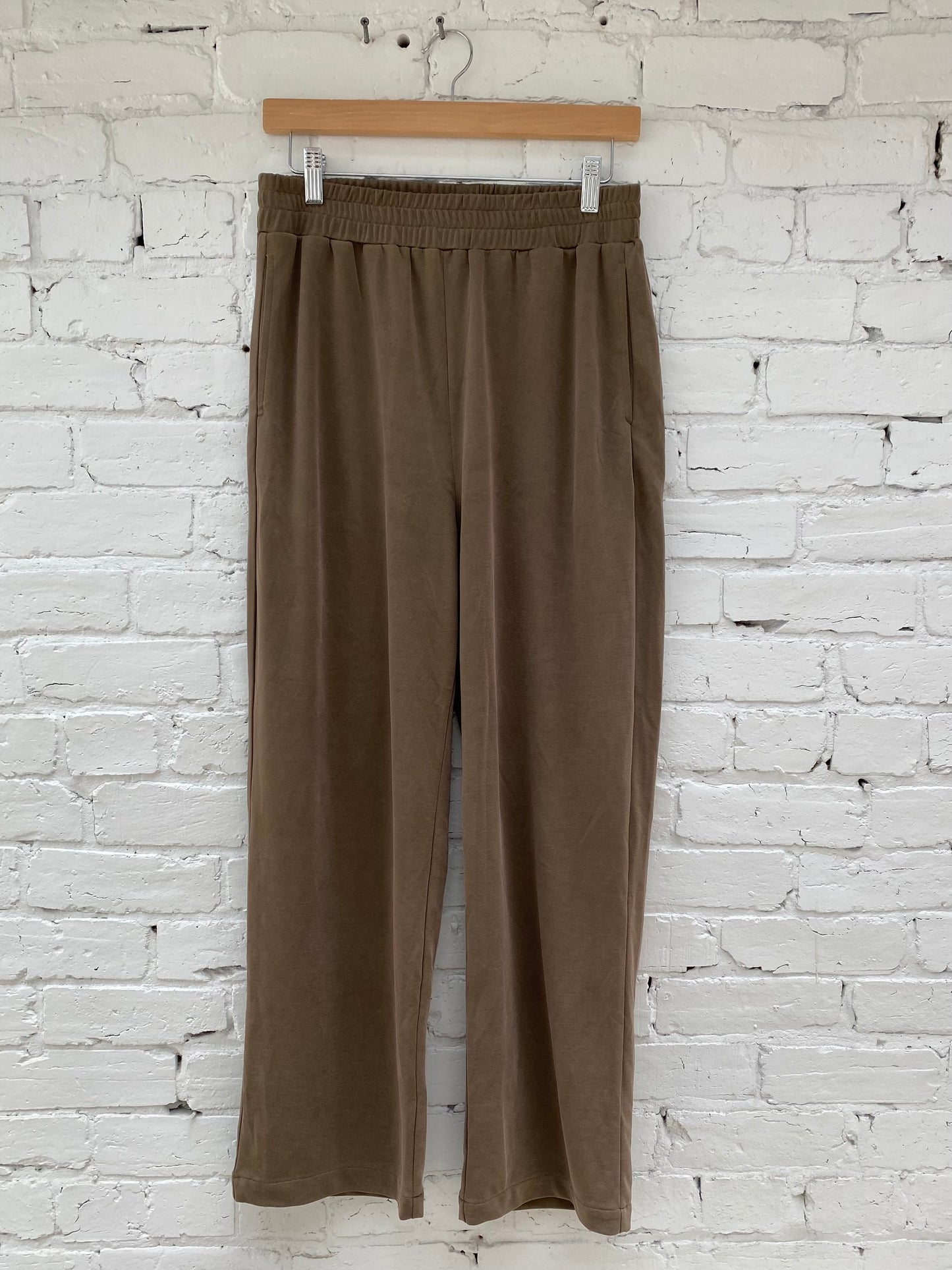 Mara The Label Brown Bra & Jogger Set, M