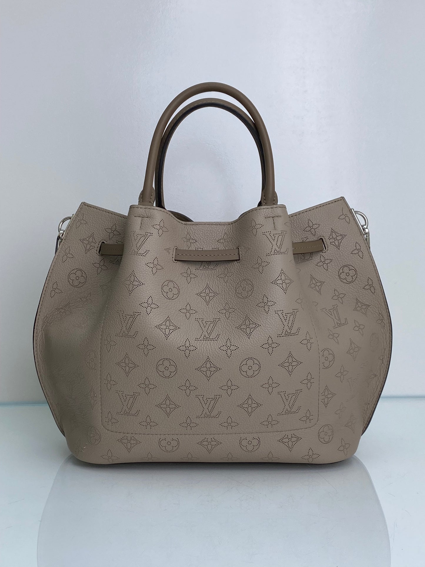 Louis Vuitton Mahina Girolata Bag