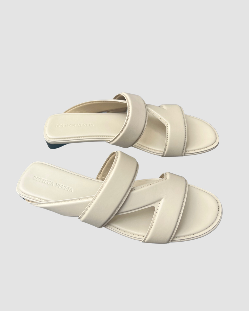 Bottega Veneta Beige Leather Sandals, 38.5
