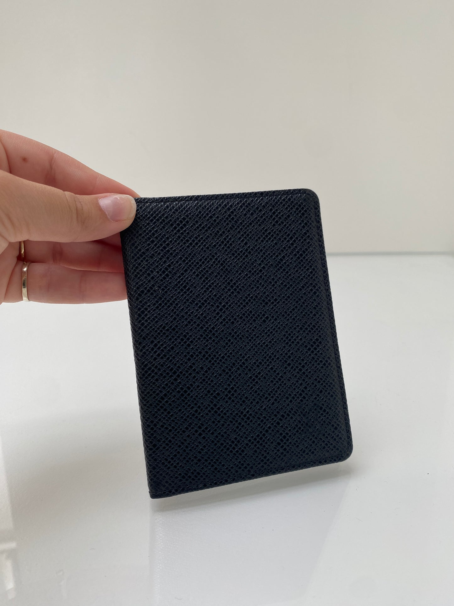 Louis Vuitton Black Taiga Leather Cardholder