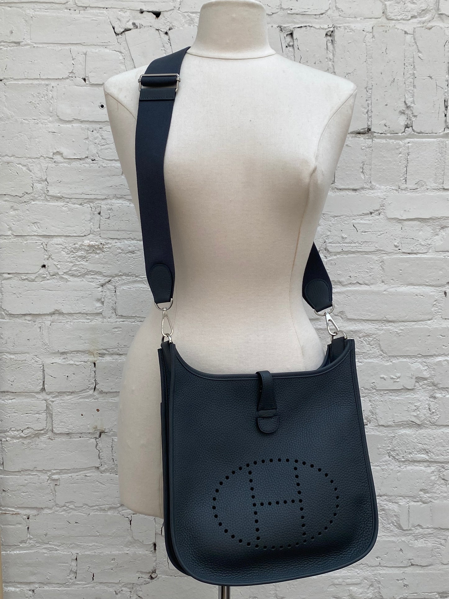 Hermes Evelyne PM Gris Misty Togo PHW