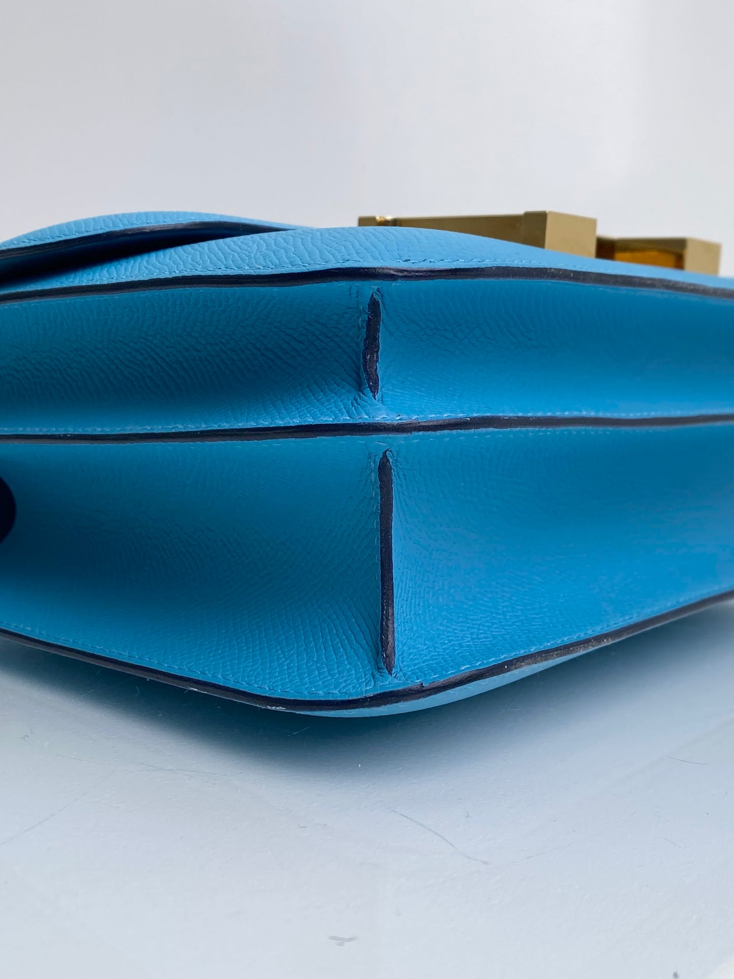 Hermes Constance 24 Bleu Celeste Epsom GHW #C
