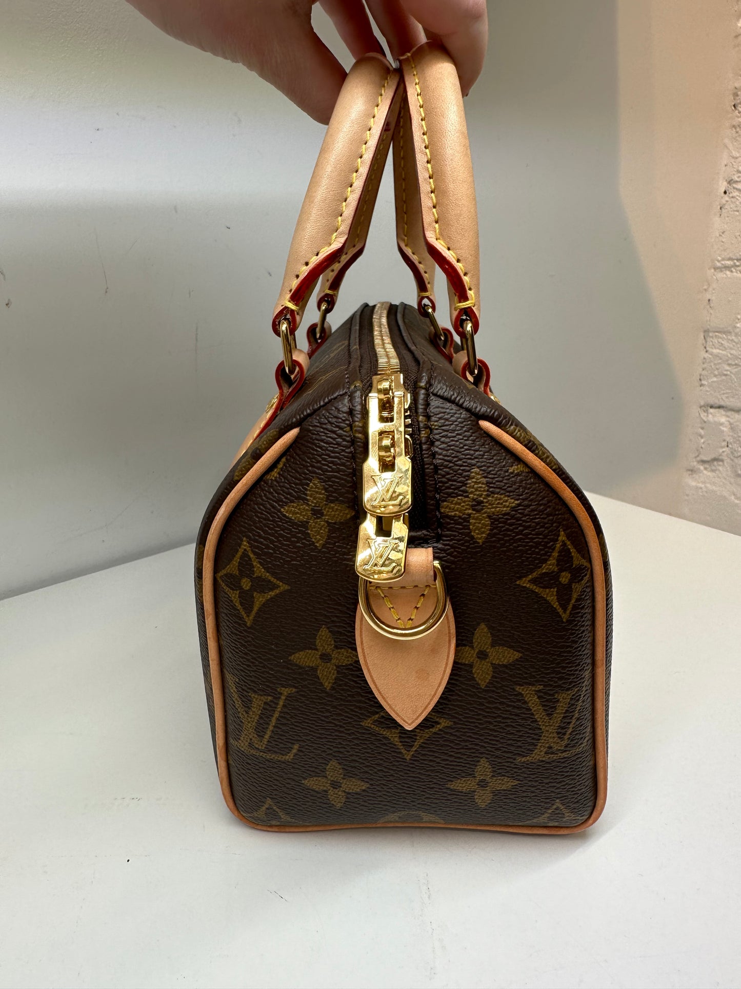Louis Vuitton Speedy Bandouliere 20