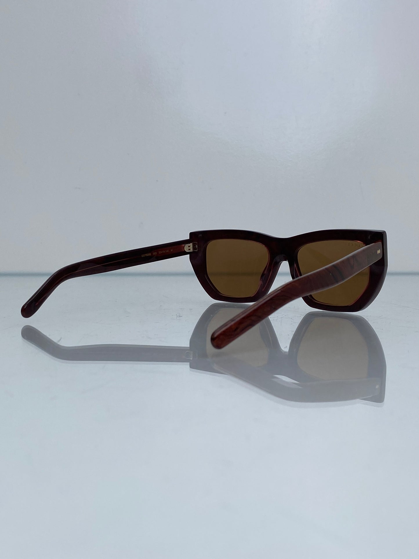 Gucci Burgundy / Brown Sqauare Wood Grain Sunglasses