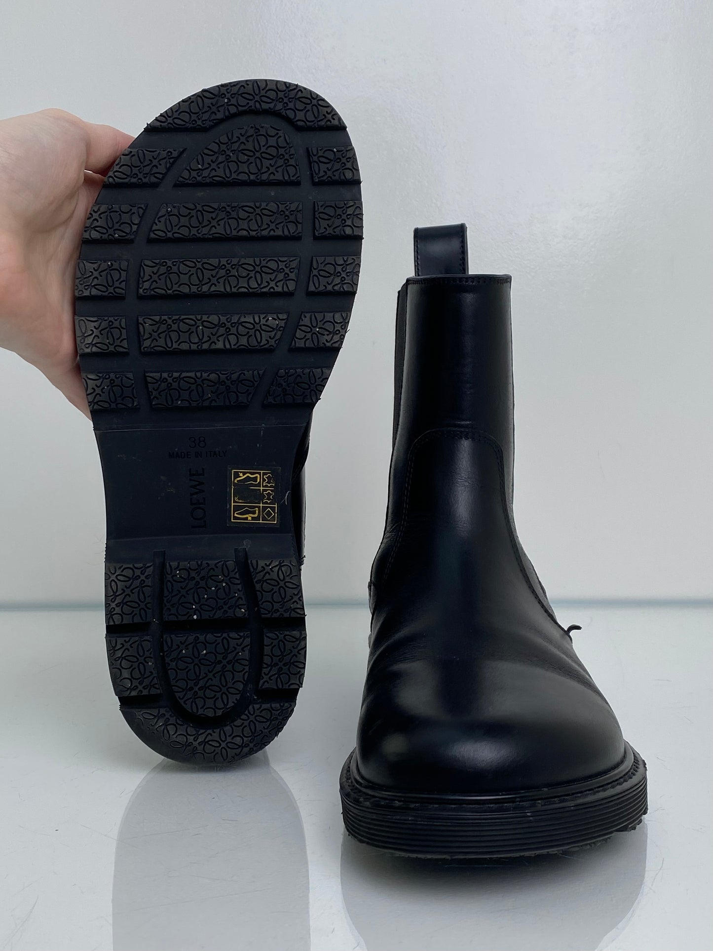 Loewe Black Blaze Chelsea Boots, 38