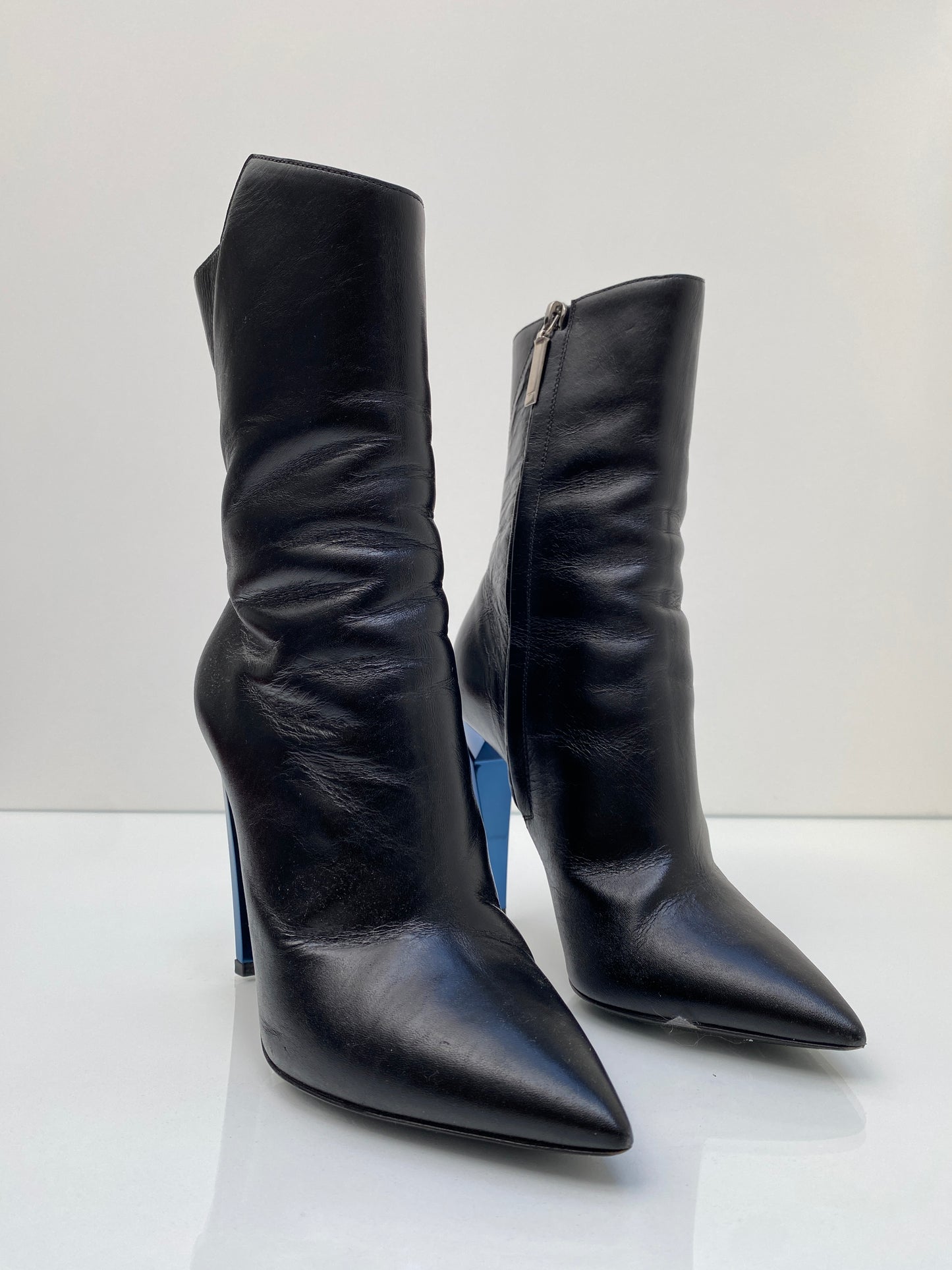 Saint Laurent Black Leather Boots, 35