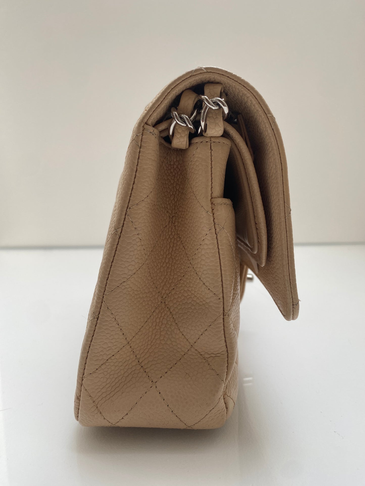 Chanel Classic Flap Medium Beige Caviar SHW