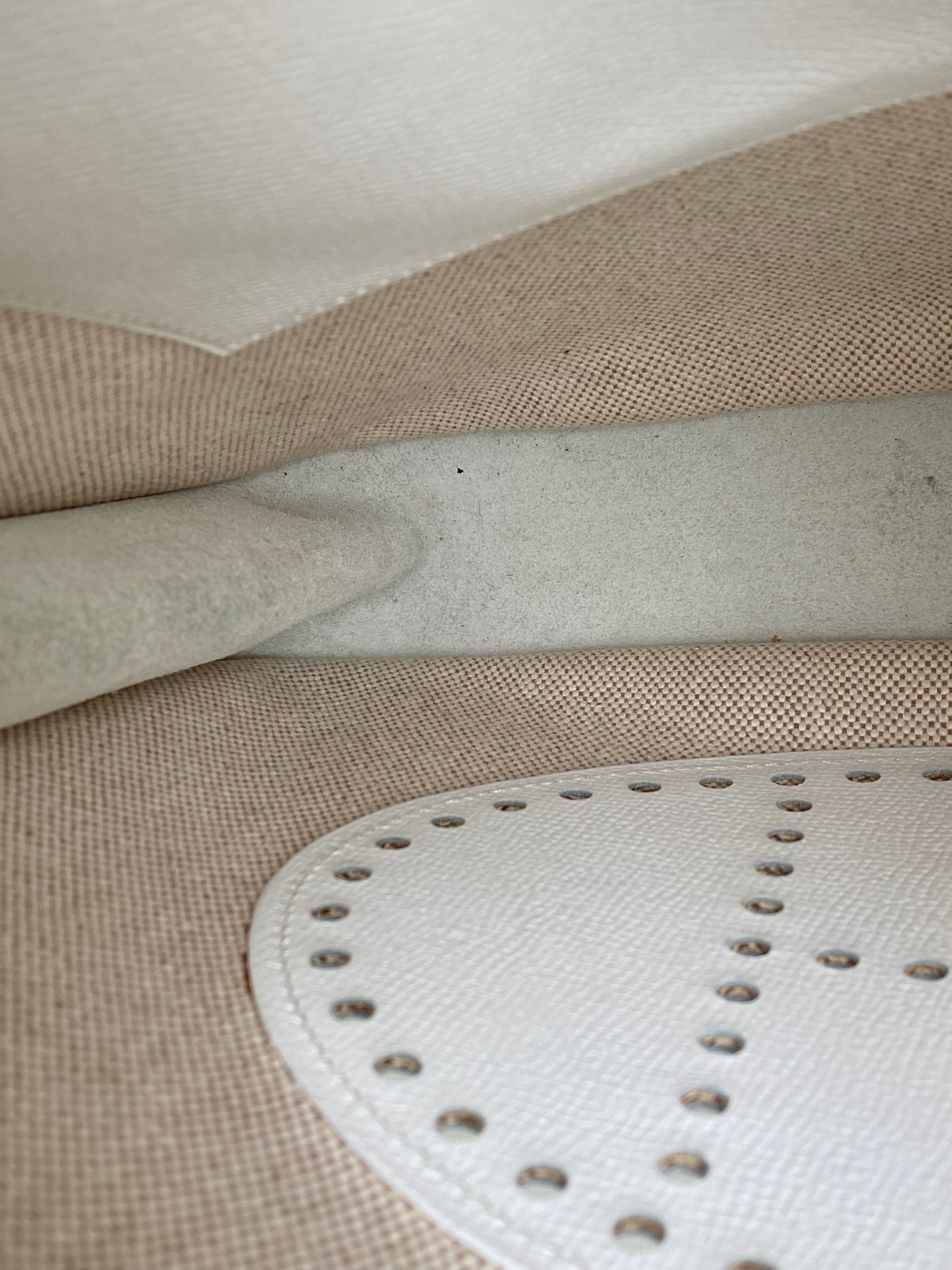 Hermes Evelyne PM Toile/Blanc PHW #H