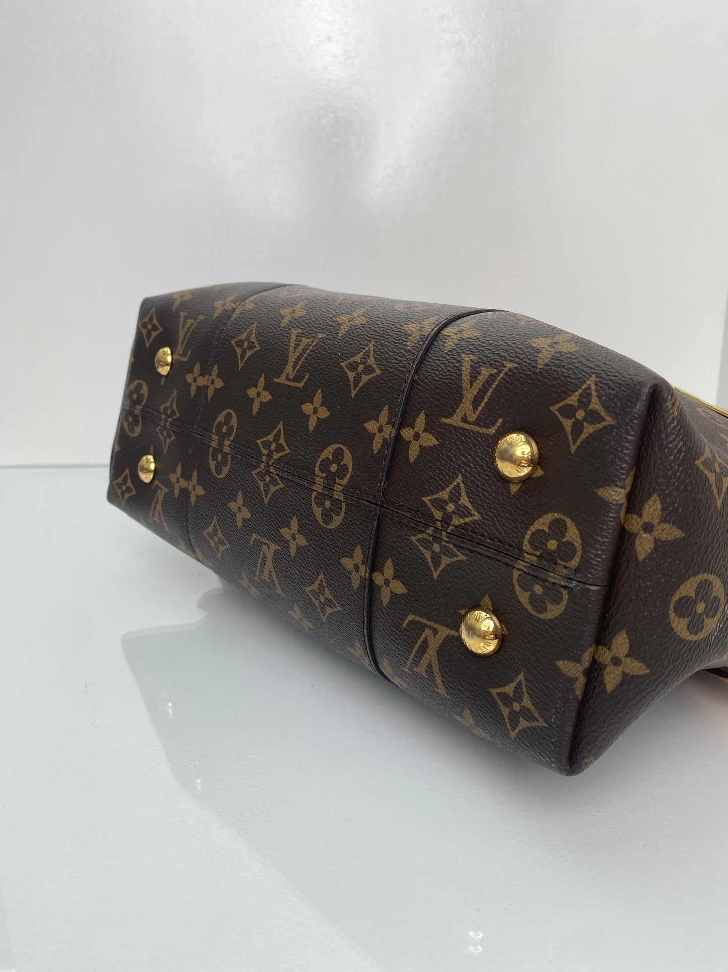 Louis Vuitton Monogram Meile Bag MM