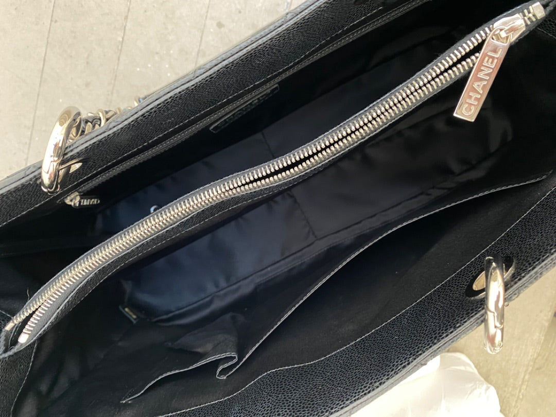Chanel GST XL Black Caviar SHW #18, Dustbag