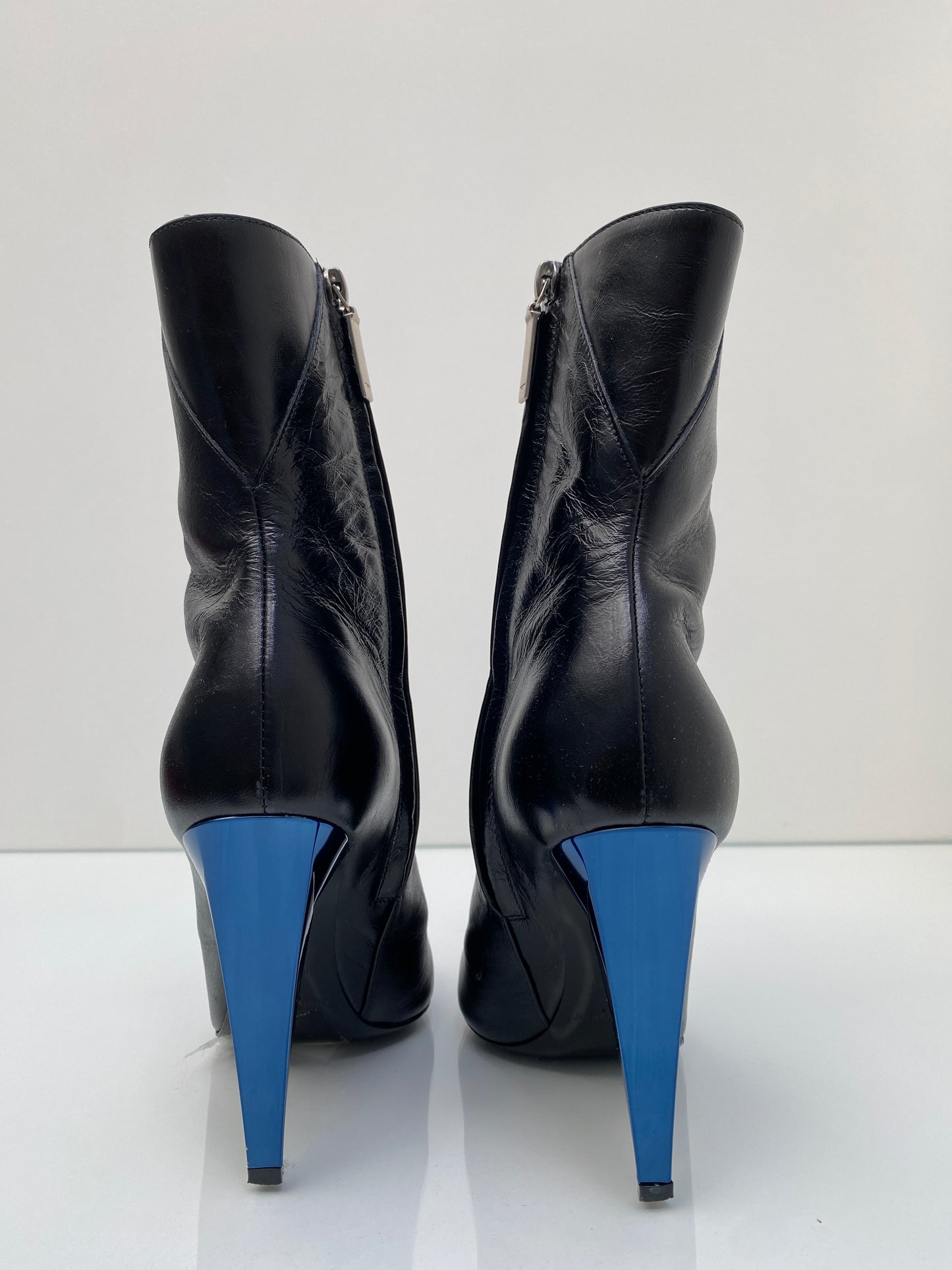 Saint Laurent Black Leather Boots, 35