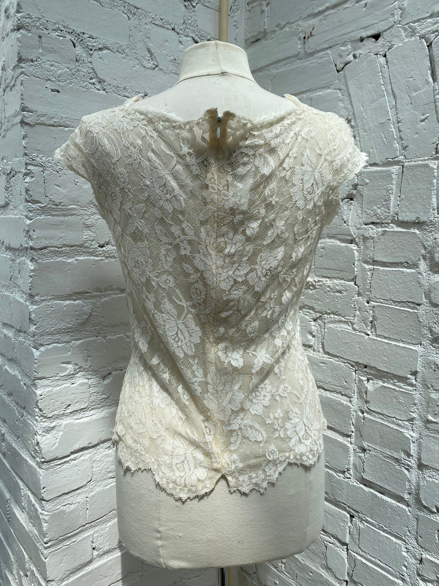 Valentino White Lace Short Sleeve Blouse, 10
