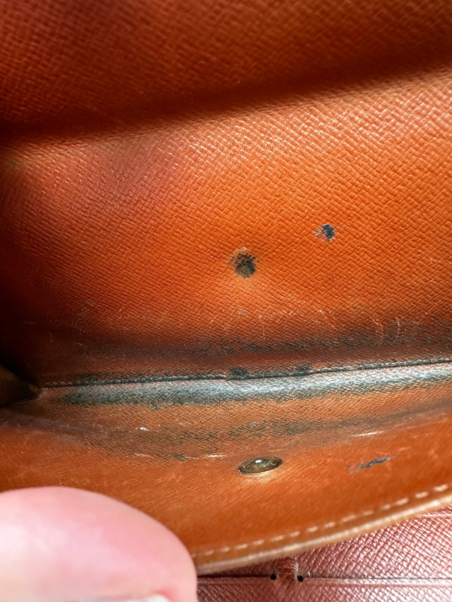 Louis Vuitton Monogram Sarah Wallet