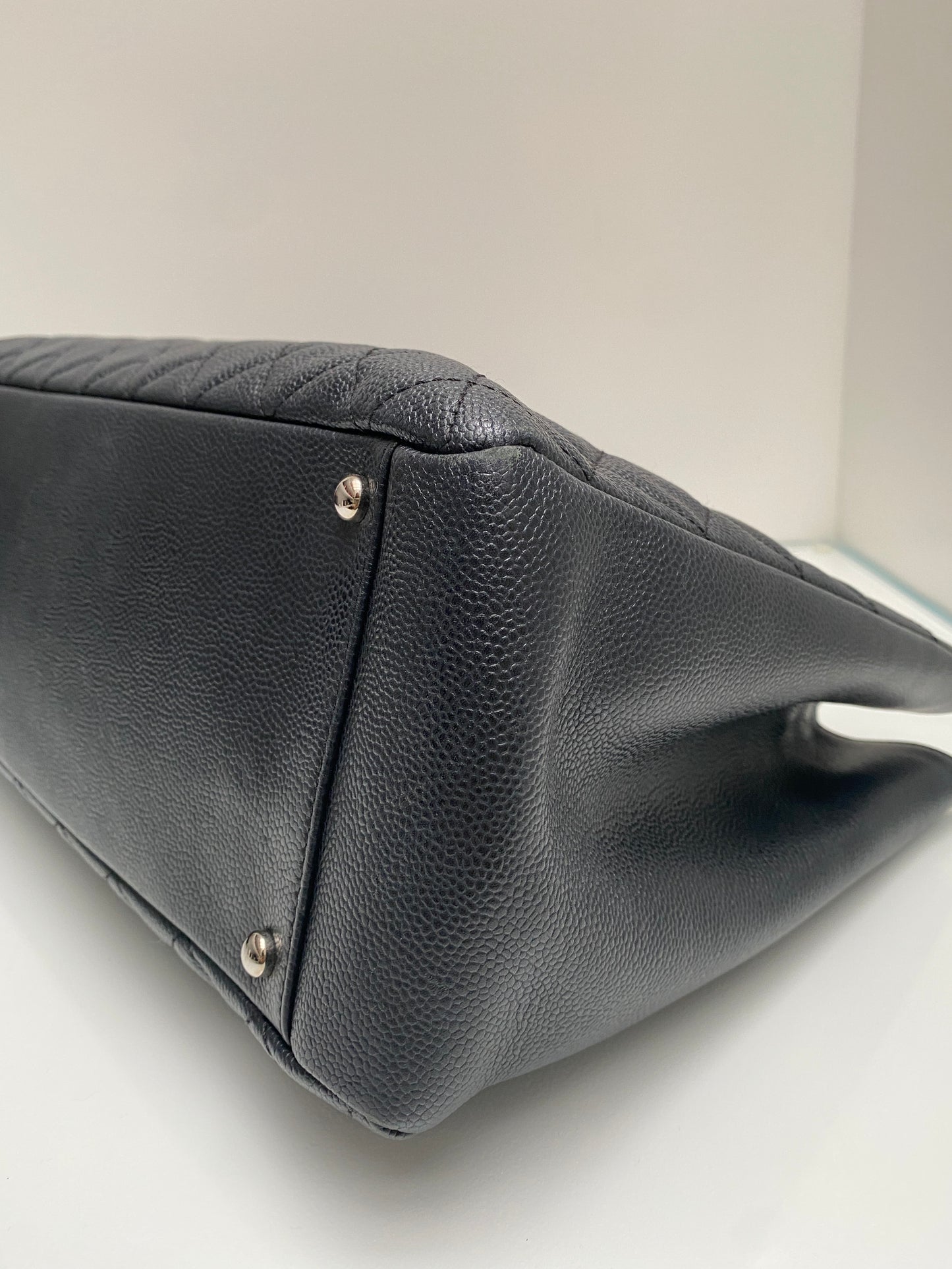 Chanel GST XL Black Caviar SHW #16