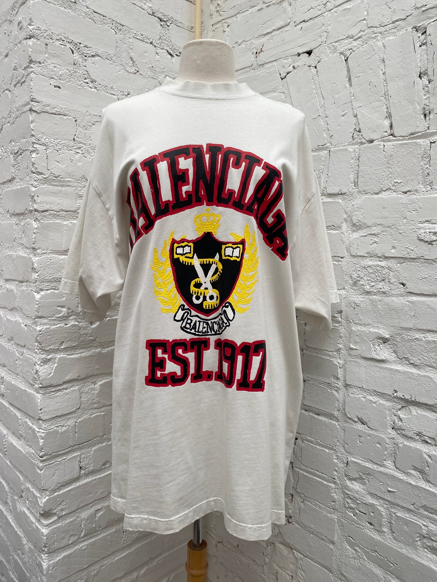 BALENCIAGA White, Red, & Black Crest ‘1917’ T Shirt, L (As Is)