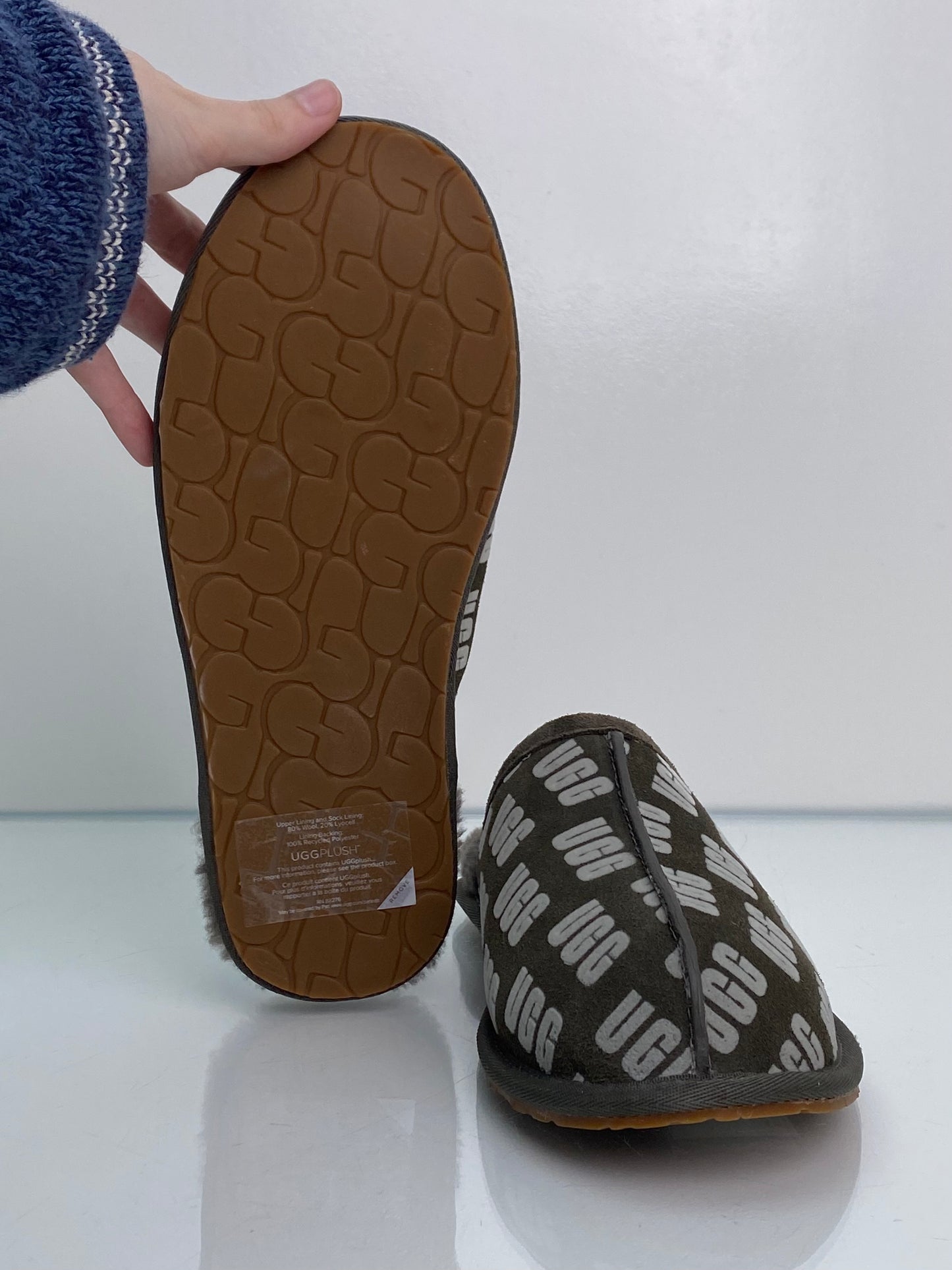 Ugg Gray Logo Slippers, 9