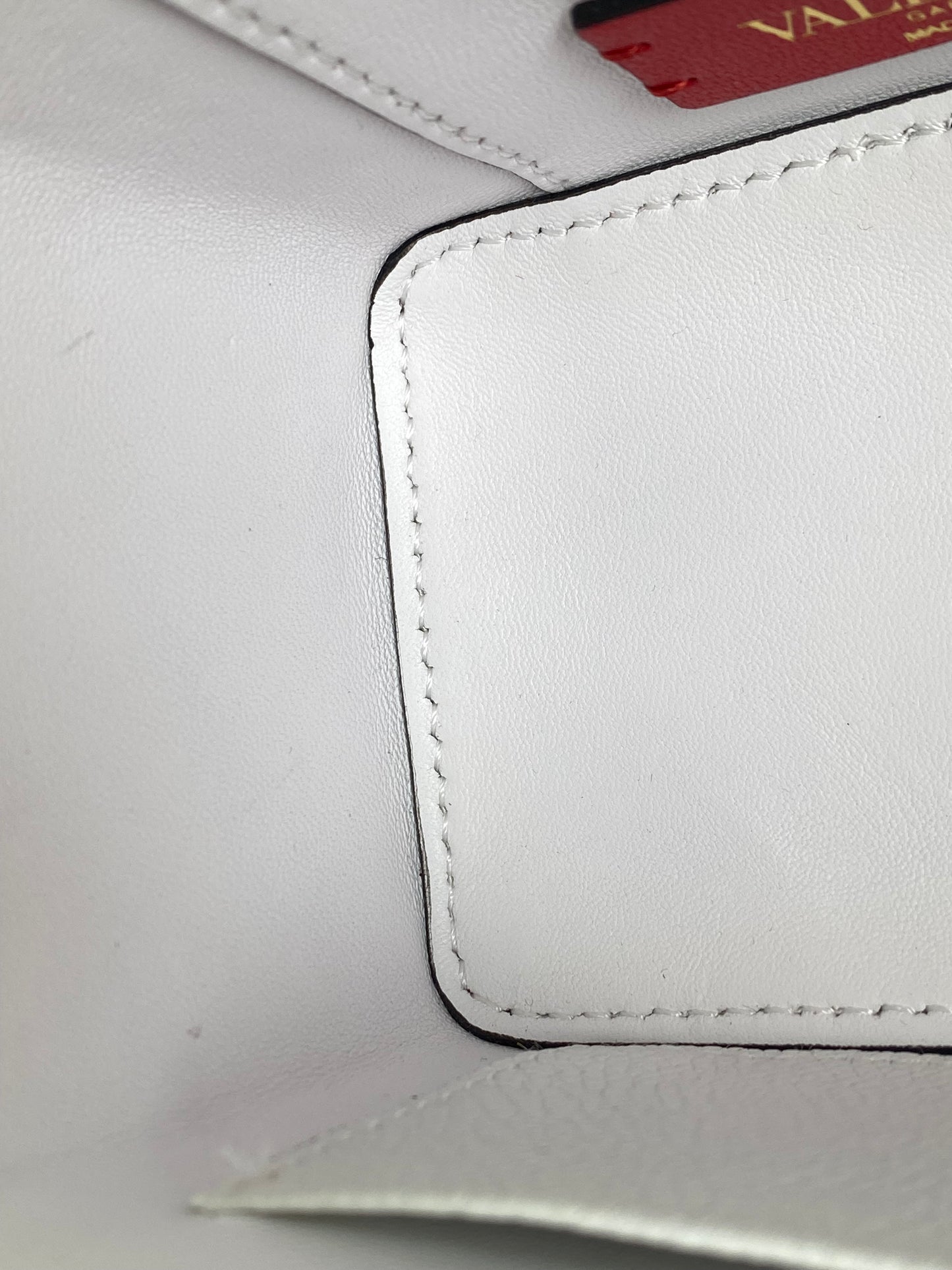 Valentino White Tophandle Vanity Case Bag GHW