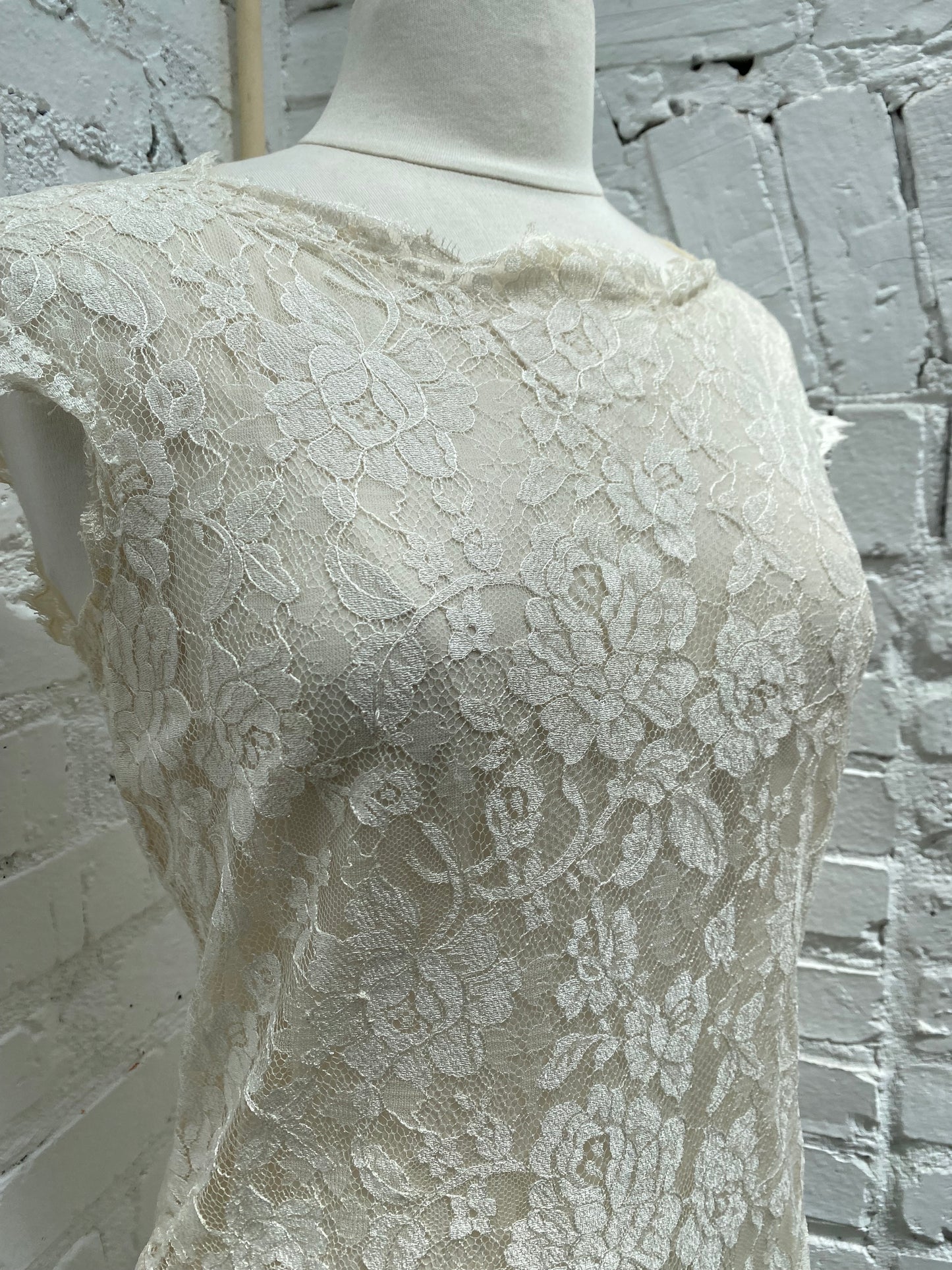Valentino White Lace Short Sleeve Blouse, 10