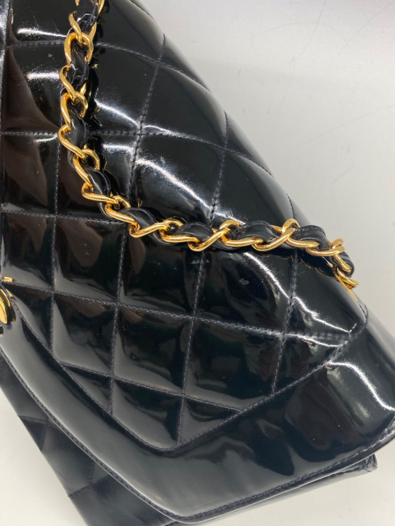 Chanel Classic Vintage Diana, Black Patent, GHW w/ card