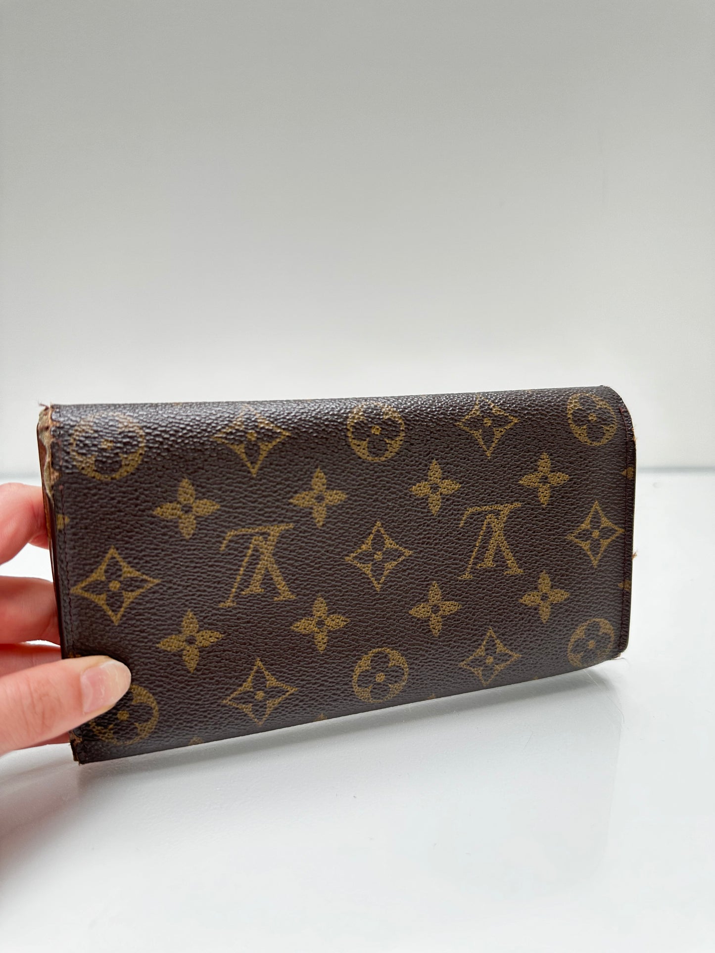 Louis Vuitton Monogram Sarah Wallet