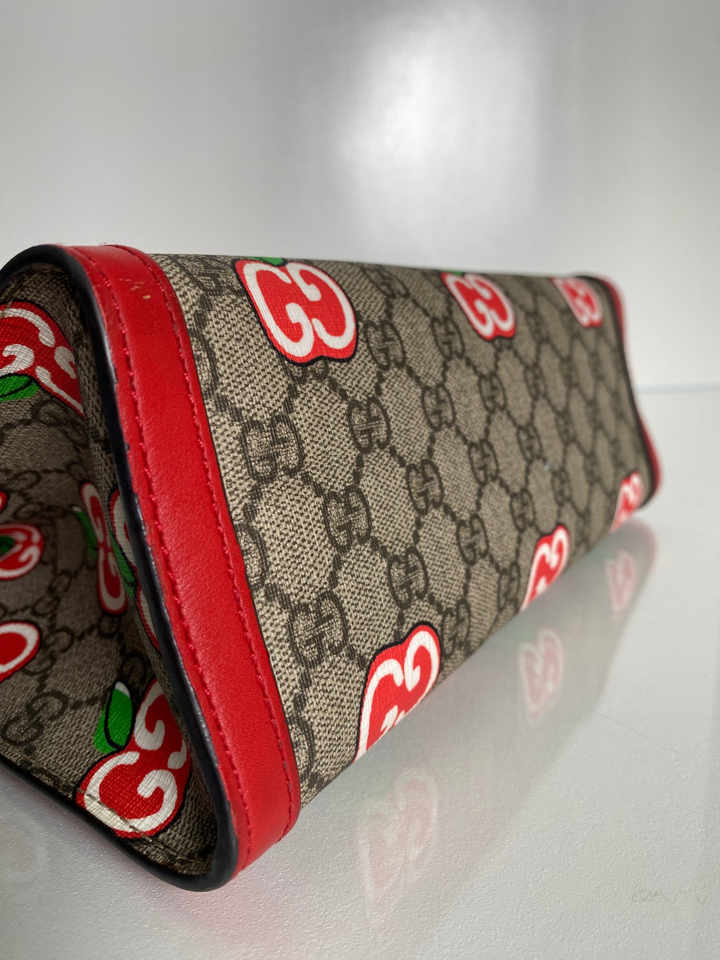 Gucci Red Supreme Apple Padlock Shoulder Bag GHW