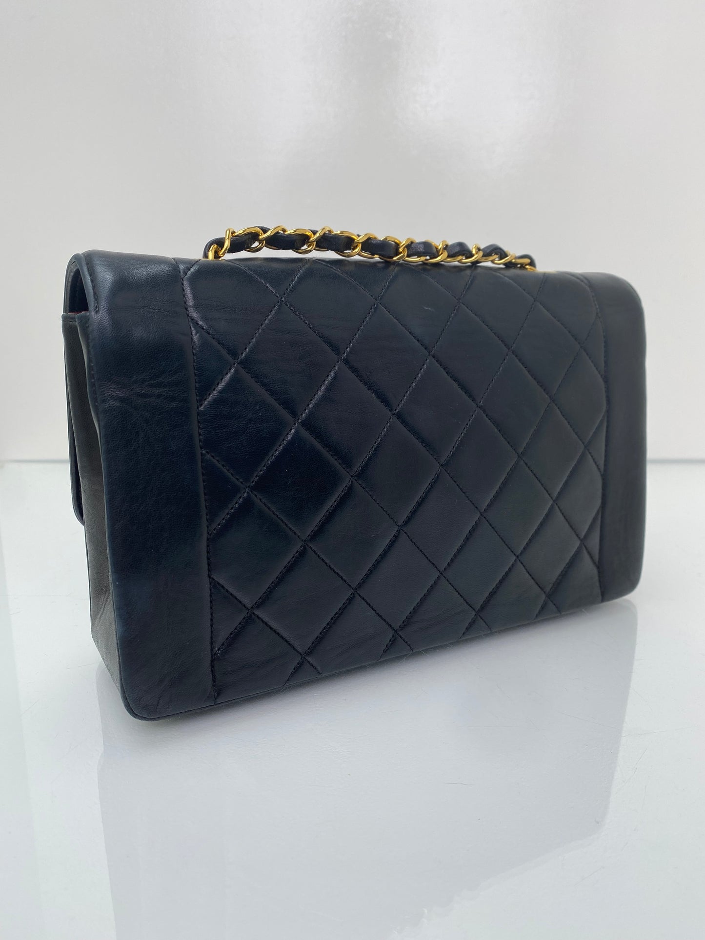 Chanel Diana Black Medium Lambskin 24KGHW
