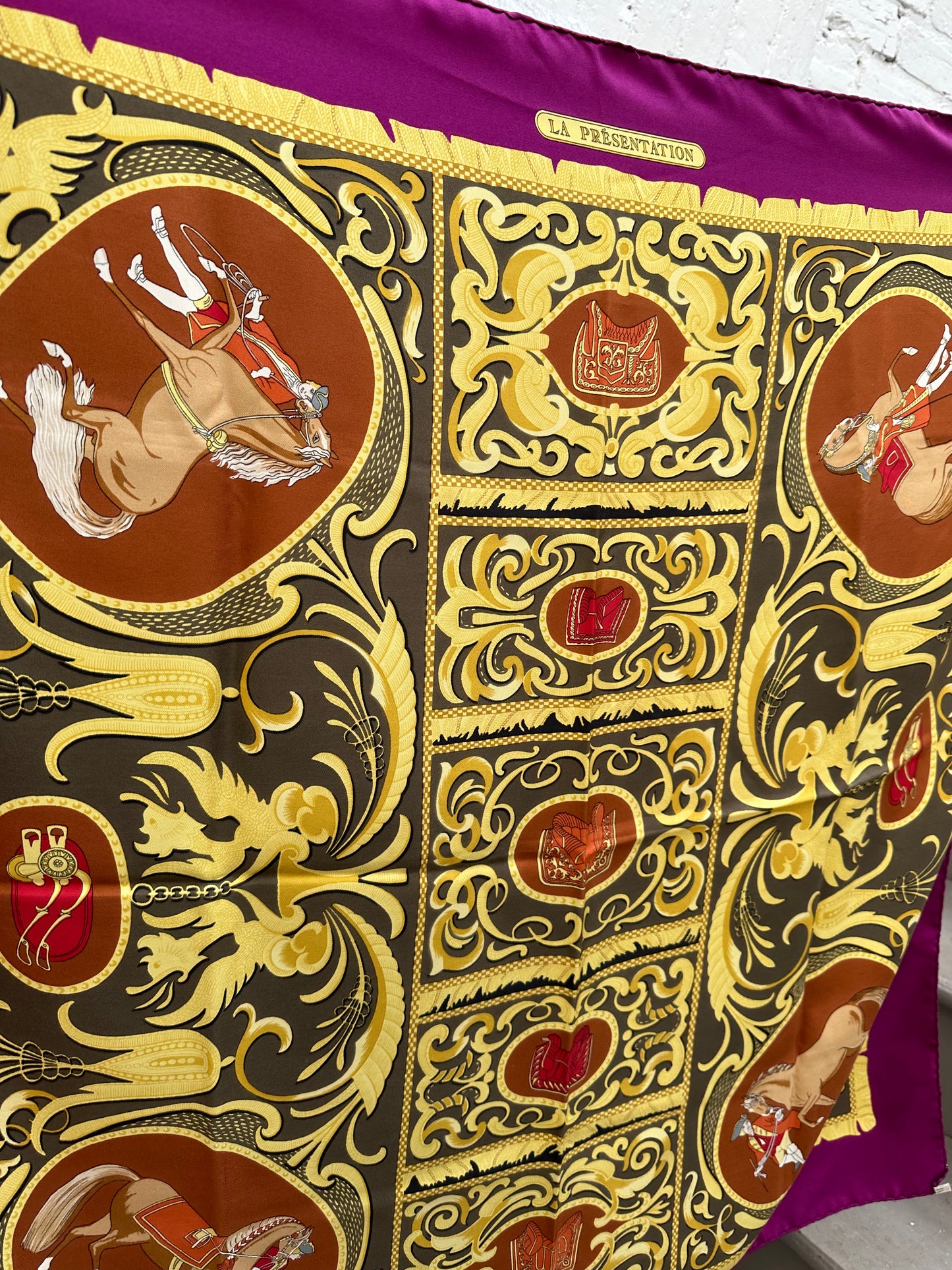 Hermes La Presentation Scarf
