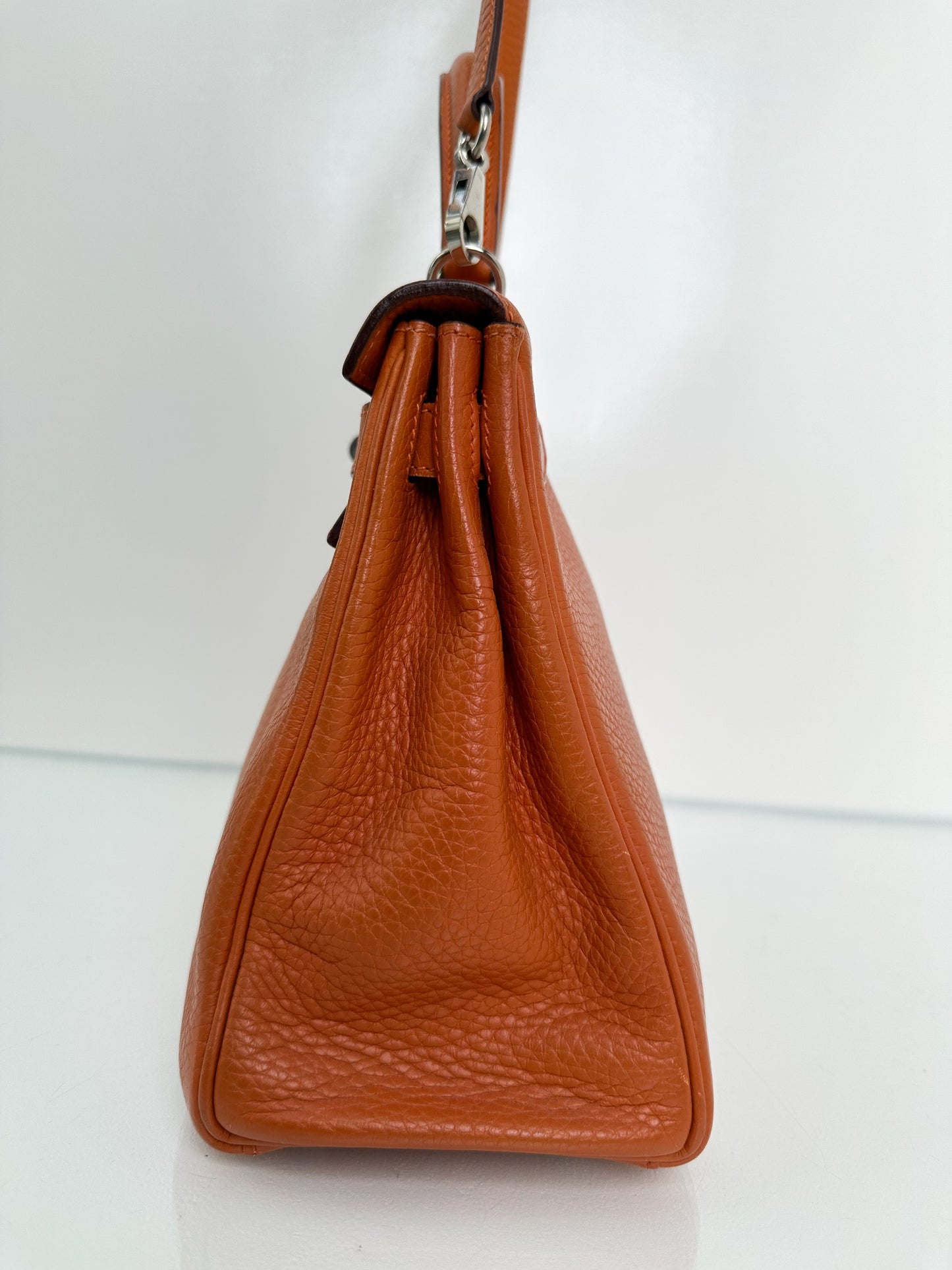 Hermes Kelly 28 Orange Togo PHW #H