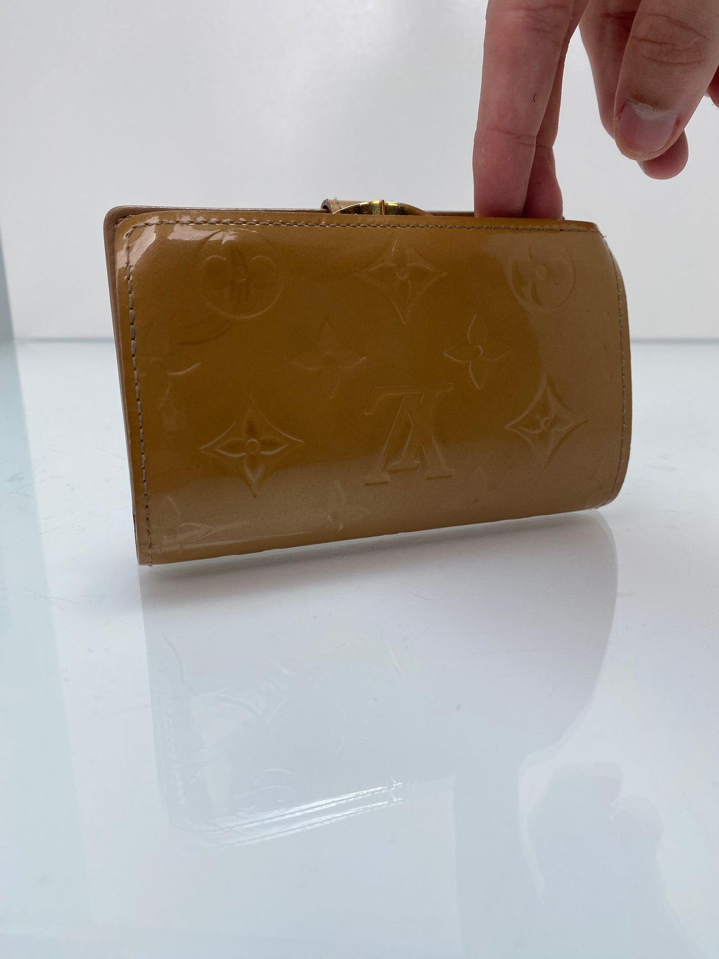Louis Vuitton Vernis Beige Mini Agenda