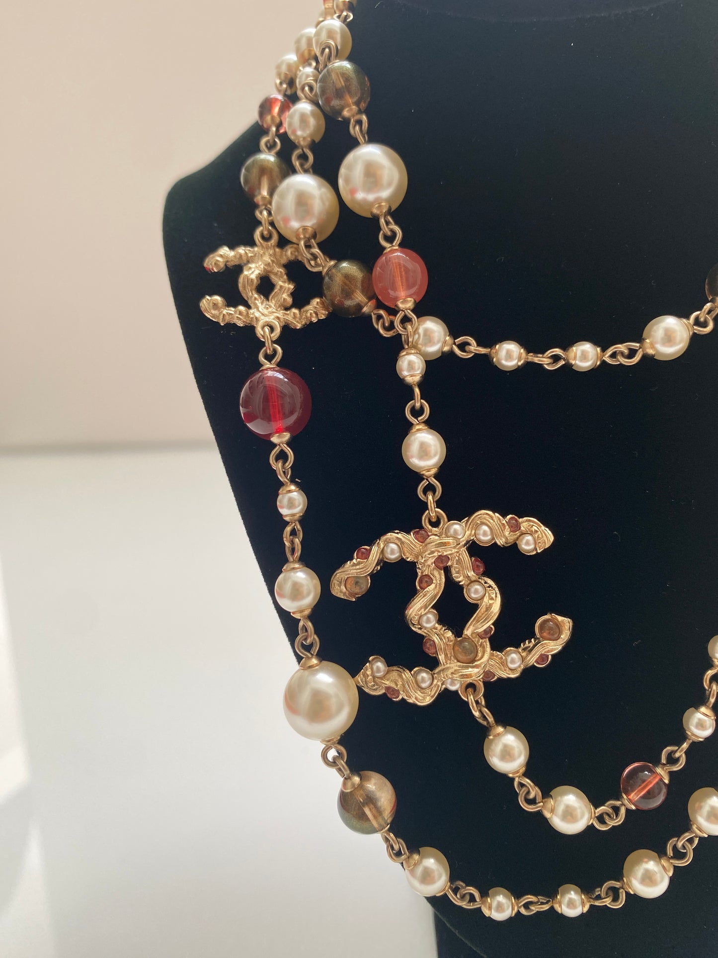 Chanel Pearl Red/Pink/Orange Station Necklace